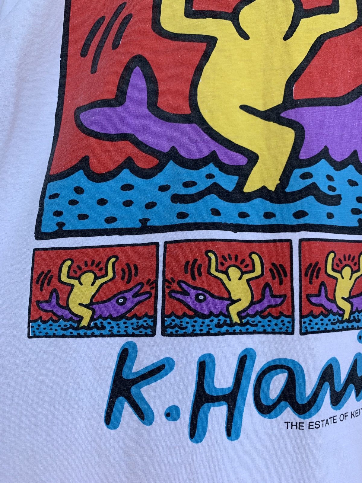 Keith Haring 1991 Vintage The Estate Of Keith Haring Dolphin Art T-Shirt Size US XL / EU 56 / 4 - 12 Thumbnail
