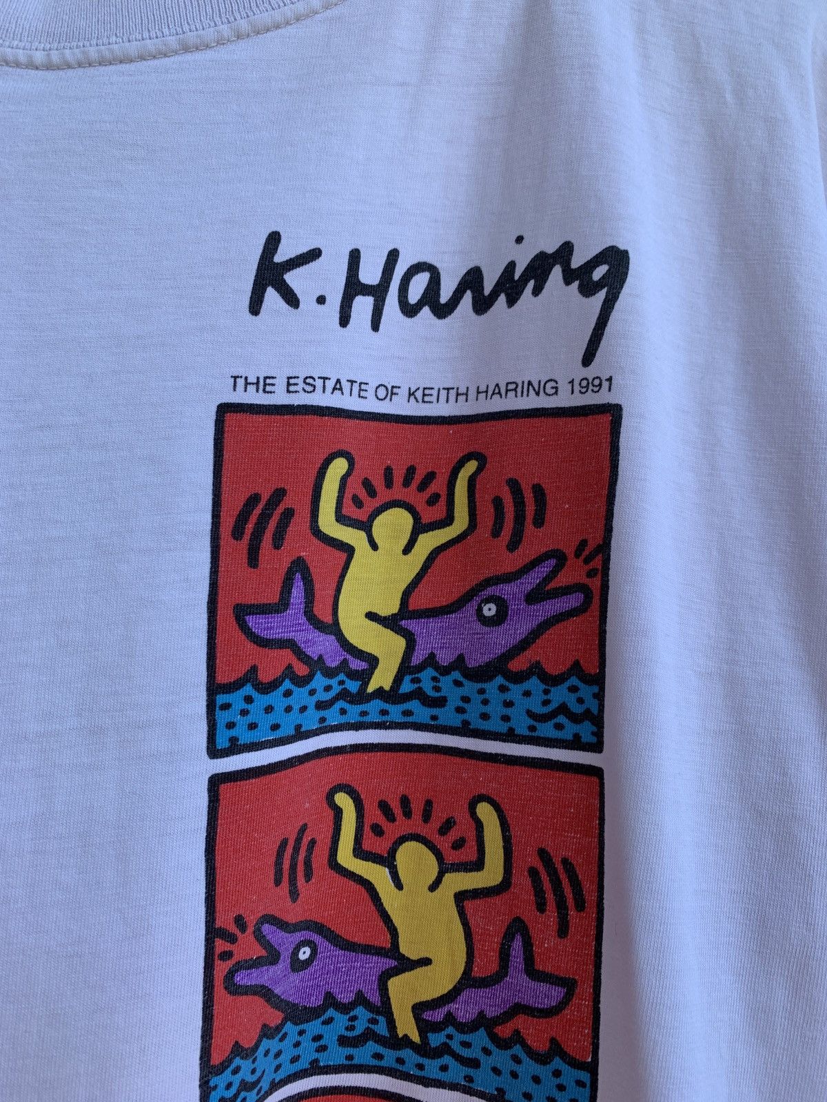 Keith Haring 1991 Vintage The Estate Of Keith Haring Dolphin Art T-Shirt Size US XL / EU 56 / 4 - 9 Thumbnail