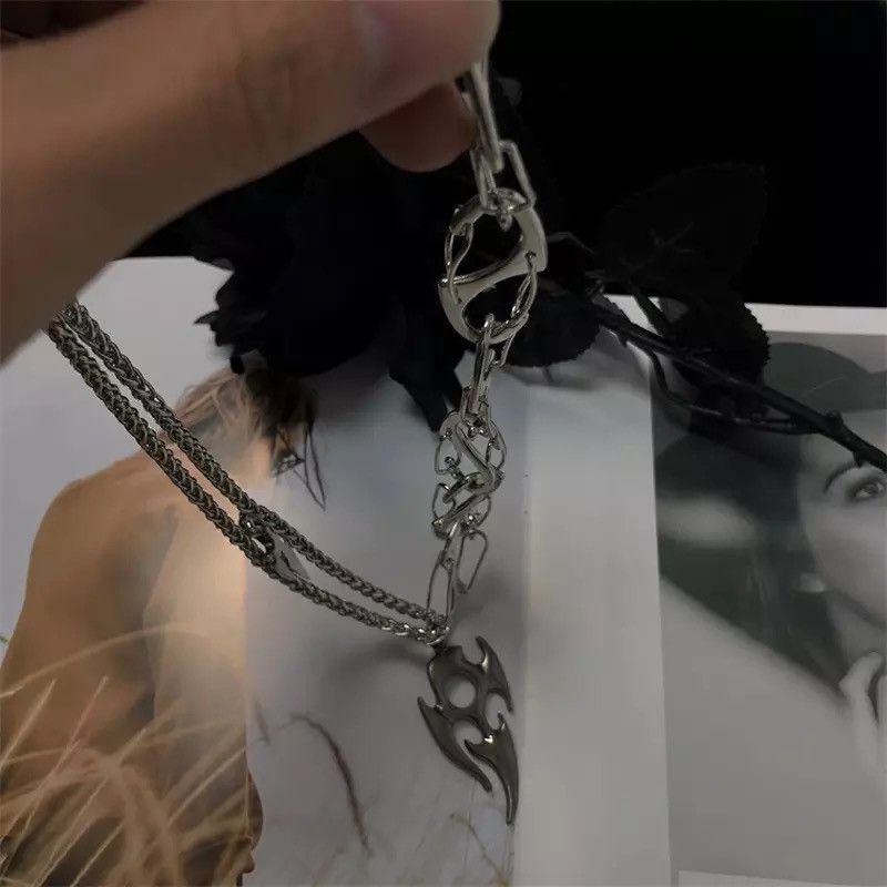 Jewelry Flame Symbol Metal Pendant Necklace Size ONE SIZE - 3 Thumbnail