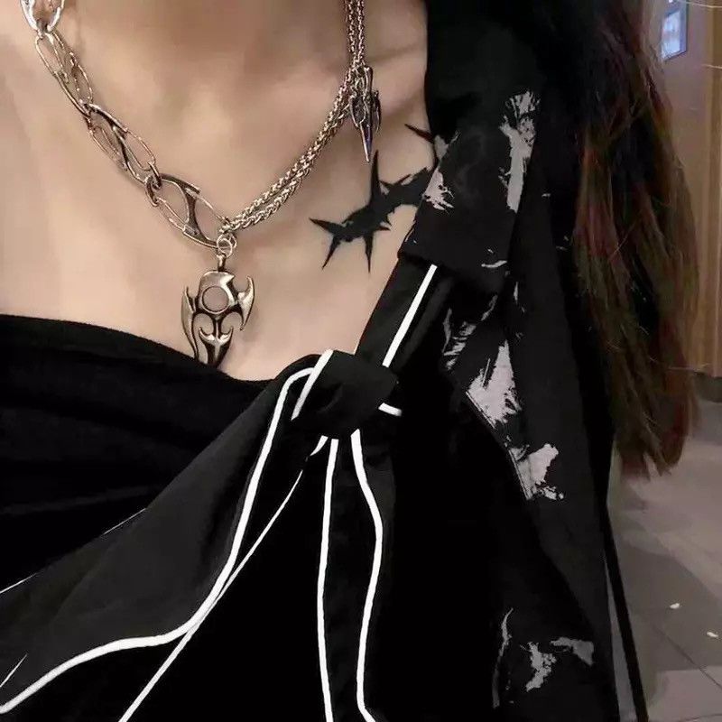 Jewelry Flame Symbol Metal Pendant Necklace Size ONE SIZE - 2 Thumbnail