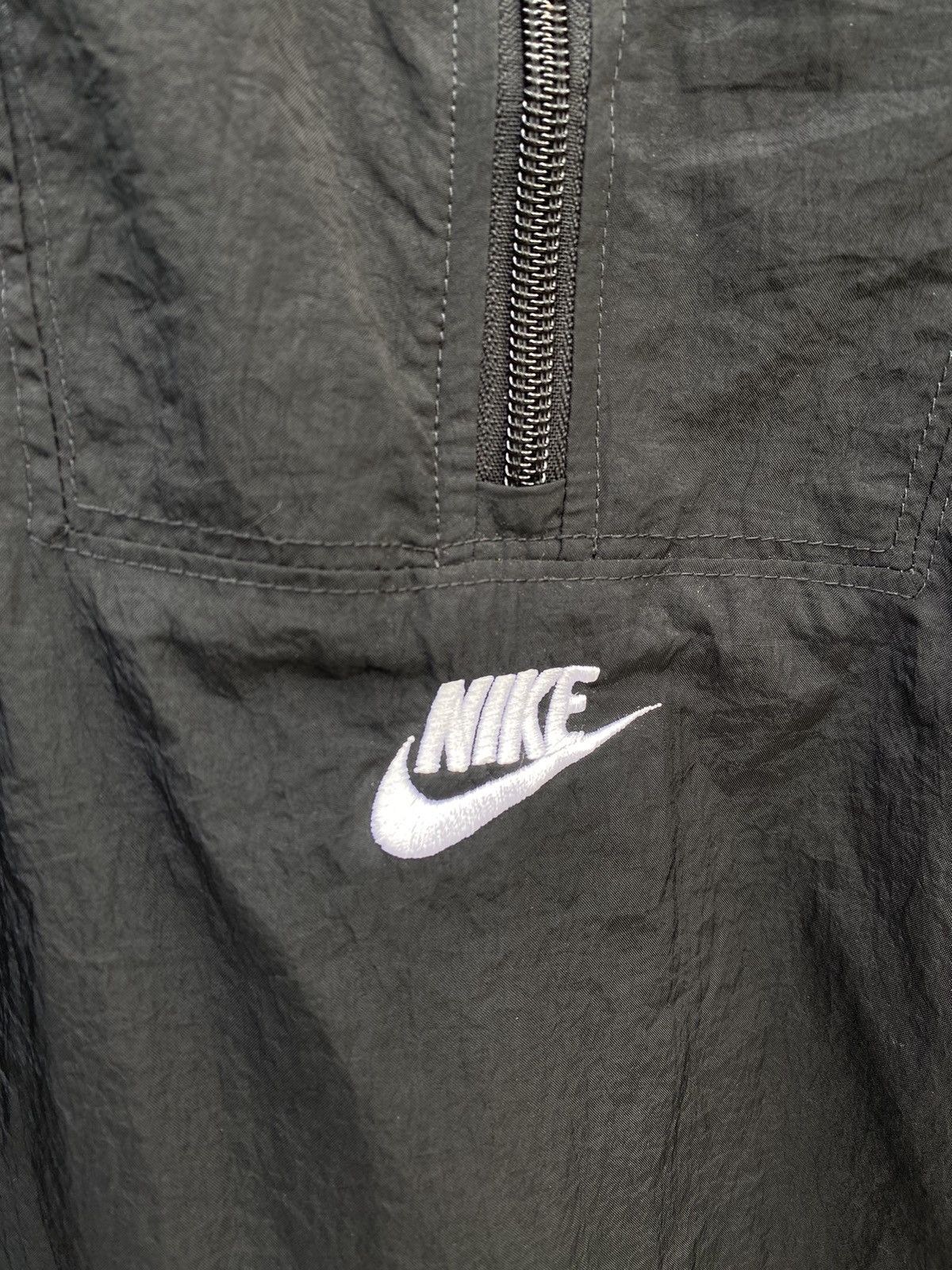Nike Nike Center Pullover Cropped Windbreaker Size M / US 6-8 / IT 42-44 - 3 Thumbnail