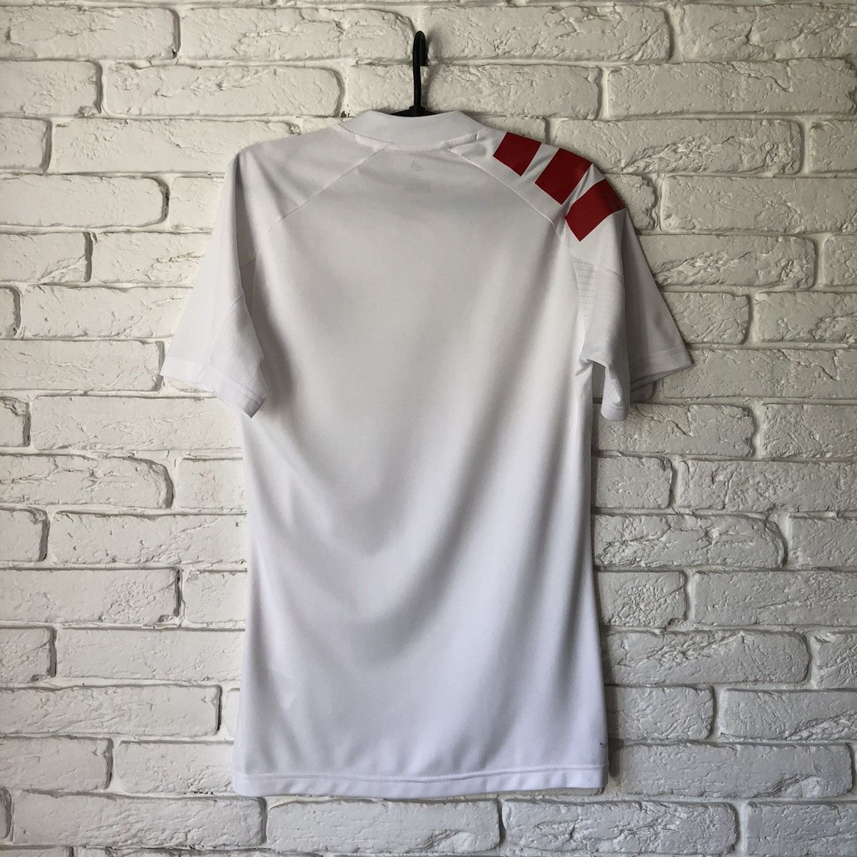 Adidas Bayern Munich Munchen retro copy 1991 1993 away jersey Size US S / EU 44-46 / 1 - 4 Thumbnail