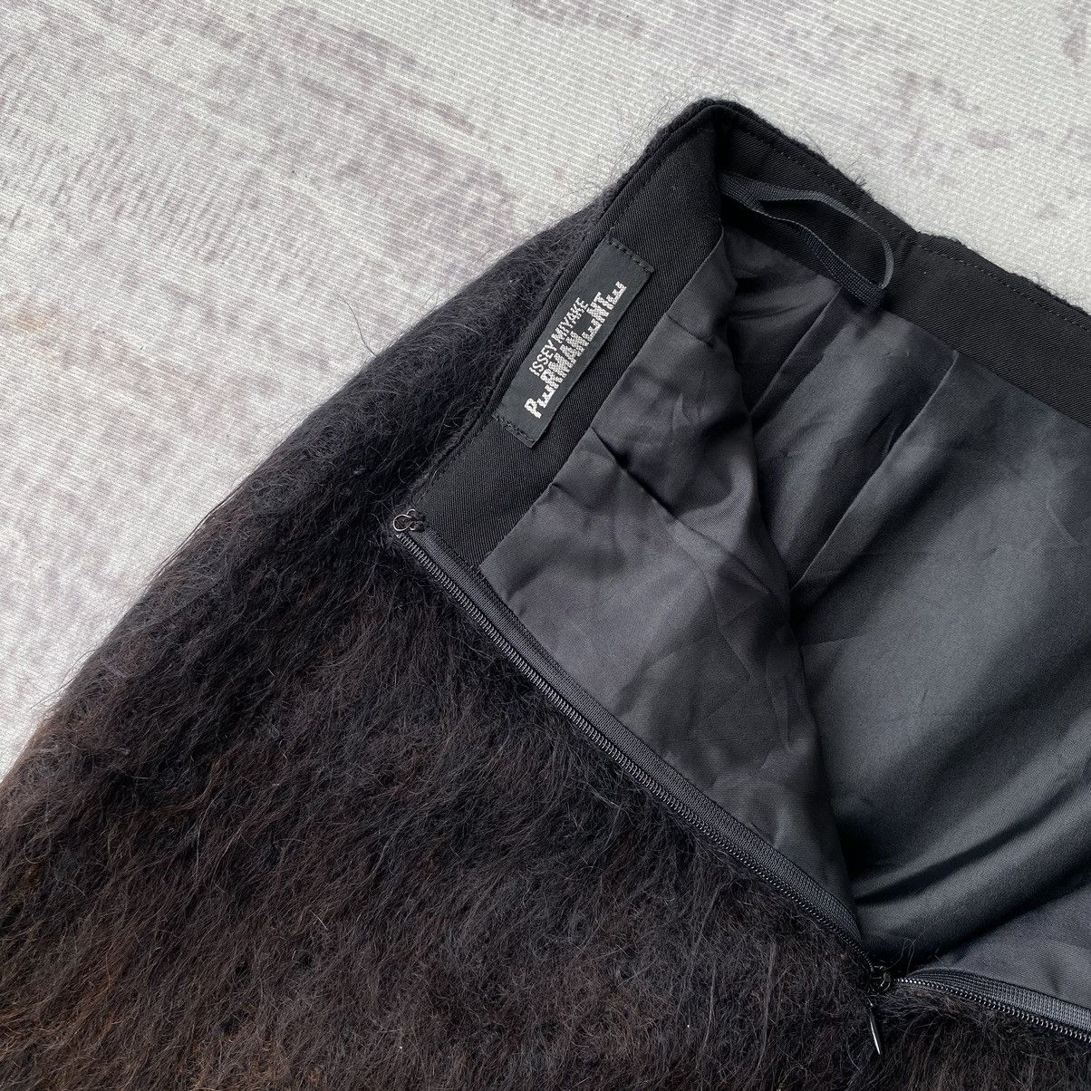 Issey Miyake Issey Miyake Mohair Tones Skirt Size 25" / US 0 / IT 36 - 9 Thumbnail