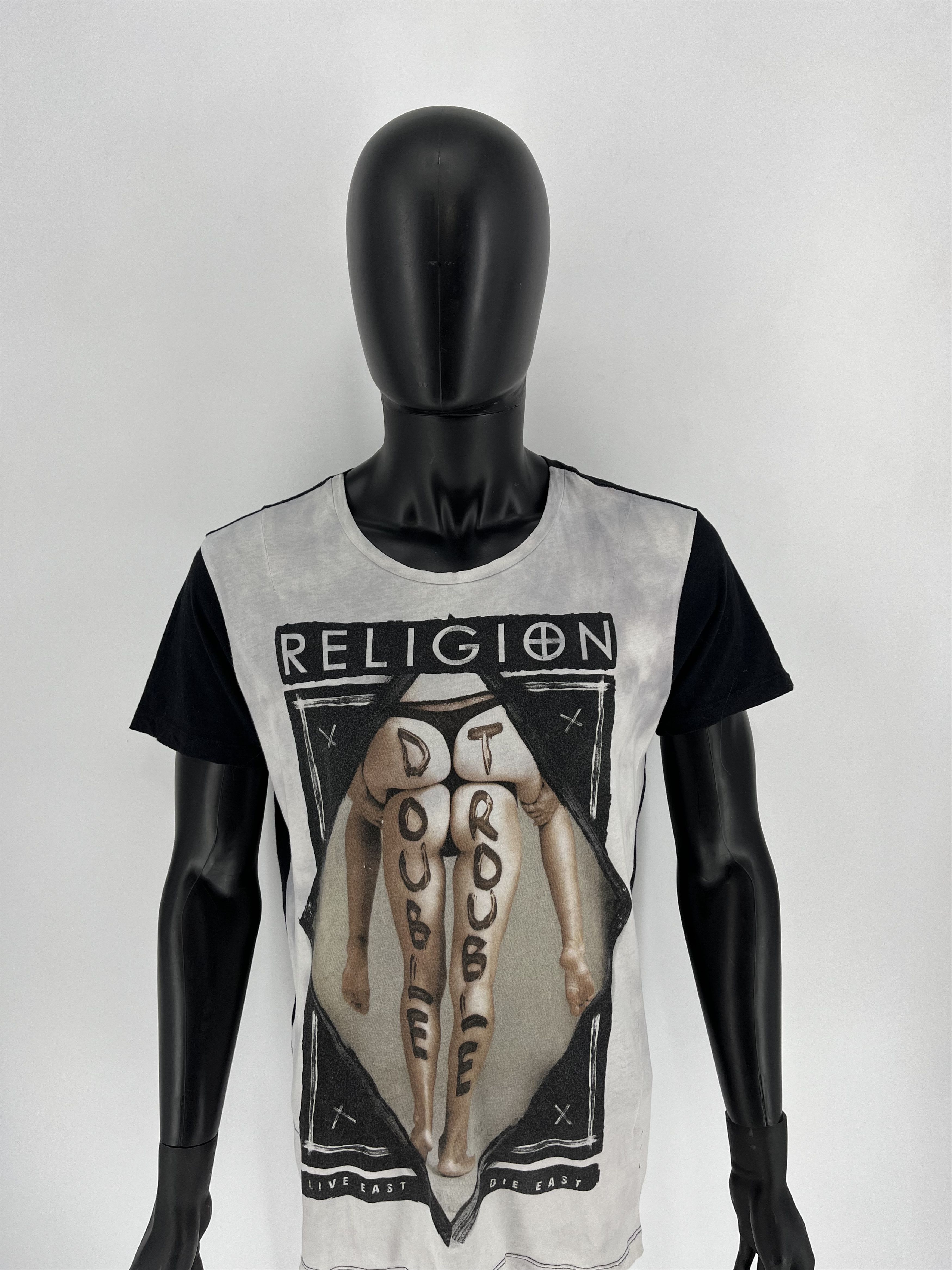 Vintage Vintage Y2k Religion Sexy girl skull Rap Style T-shirt Size US M / EU 48-50 / 2 - 10 Thumbnail