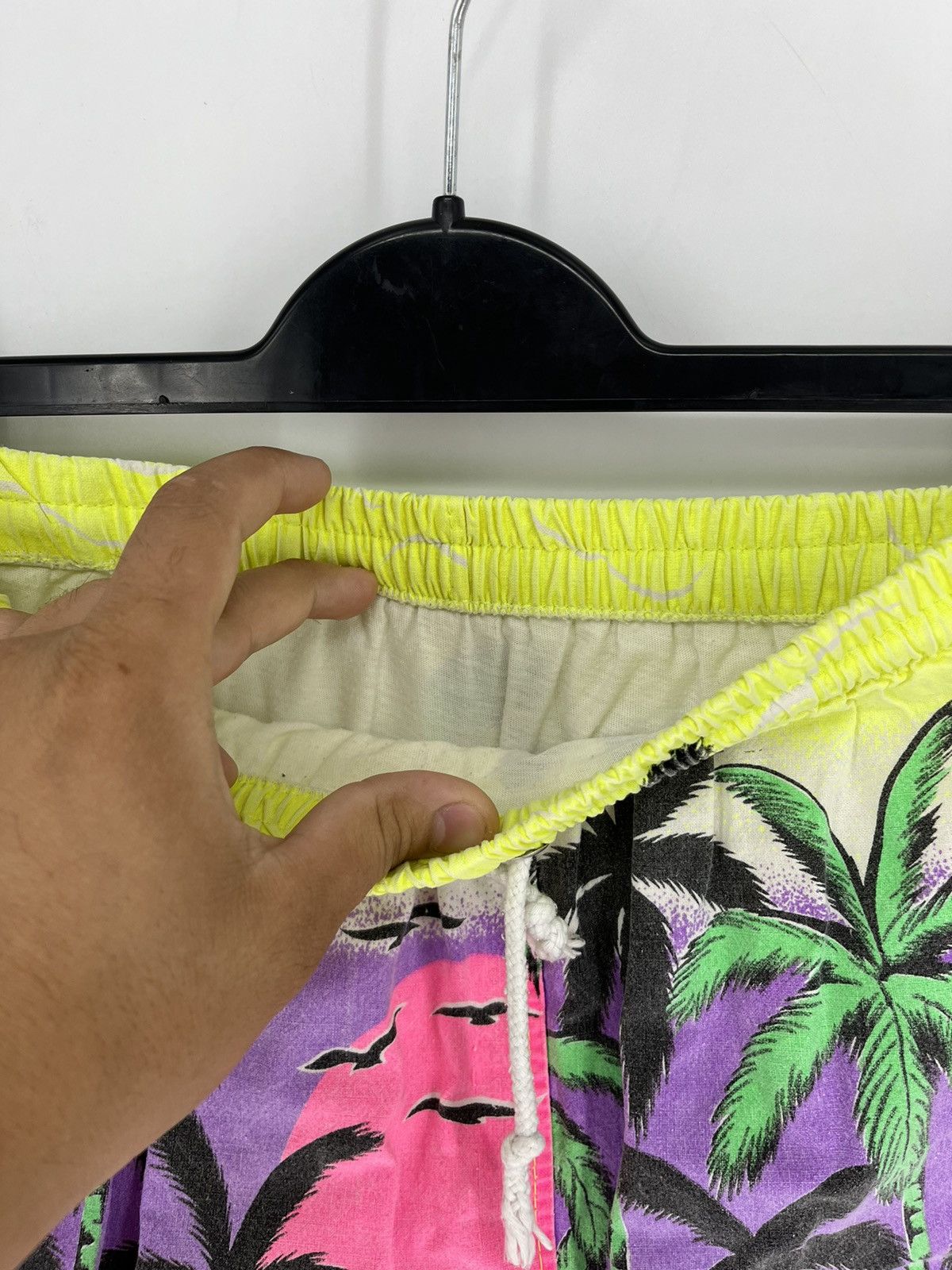 Vintage Vintage Y2K Art Streetwear Hawaiian Shorts Fashion Grailed Size US 30 / EU 46 - 7 Thumbnail