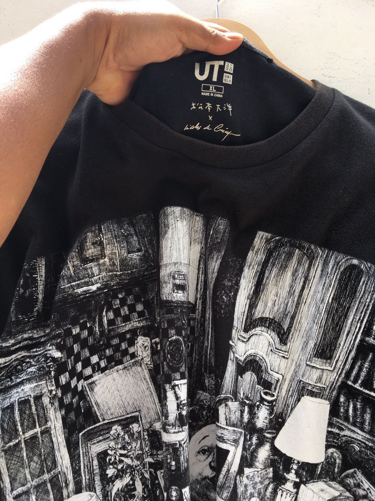 Uniqlo Uniqlo X Nicolas de Crecy La Republique Du Catch Tshirt Size US XL / EU 56 / 4 - 8 Thumbnail