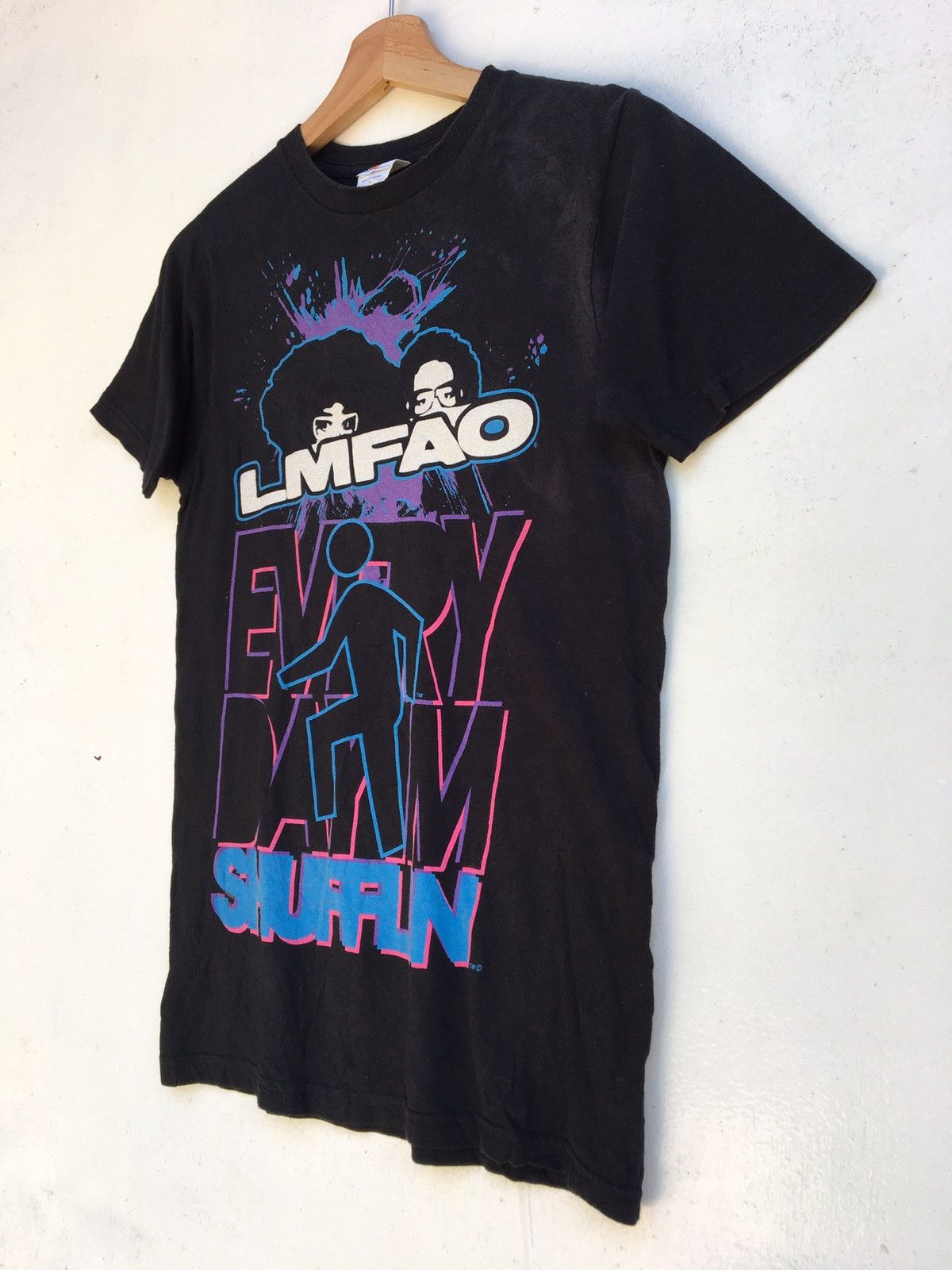 Rap Tees LMFAO Hip Hop Music Everyday Im Shufflin Printed Tshirt Size US S / EU 44-46 / 1 - 3 Thumbnail