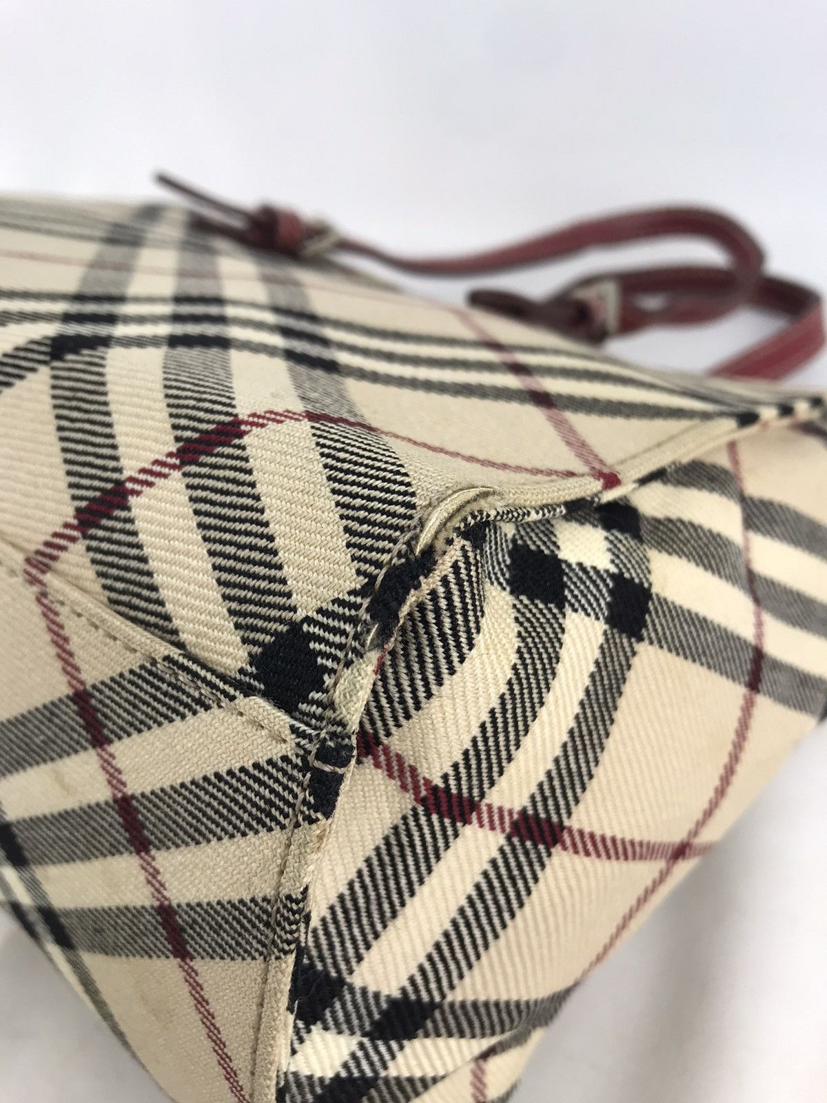 Burberry ❌Last Drop❌ Auth Burberry london Nova blue label handbag Size ONE SIZE - 9 Thumbnail