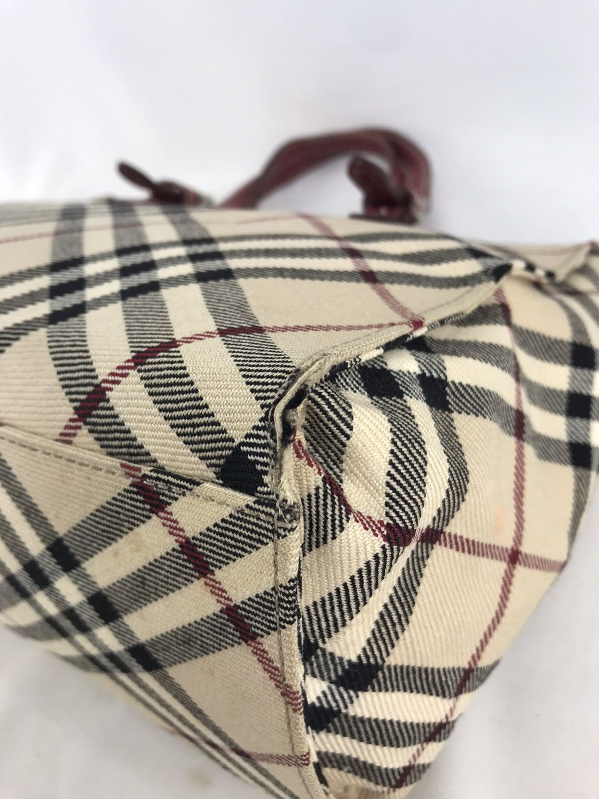 Burberry ❌Last Drop❌ Auth Burberry london Nova blue label handbag Size ONE SIZE - 7 Thumbnail