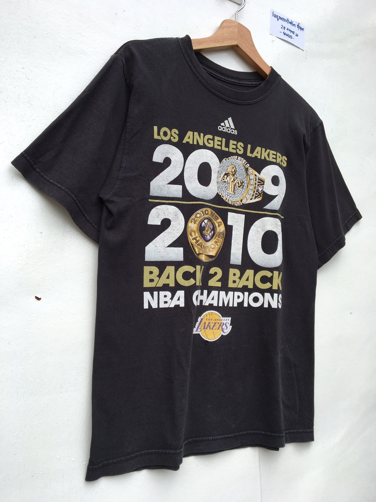 NBA Vintage Los Angeles Lakers B2B NBA Champions Tshirt Size US S / EU 44-46 / 1 - 2 Thumbnail