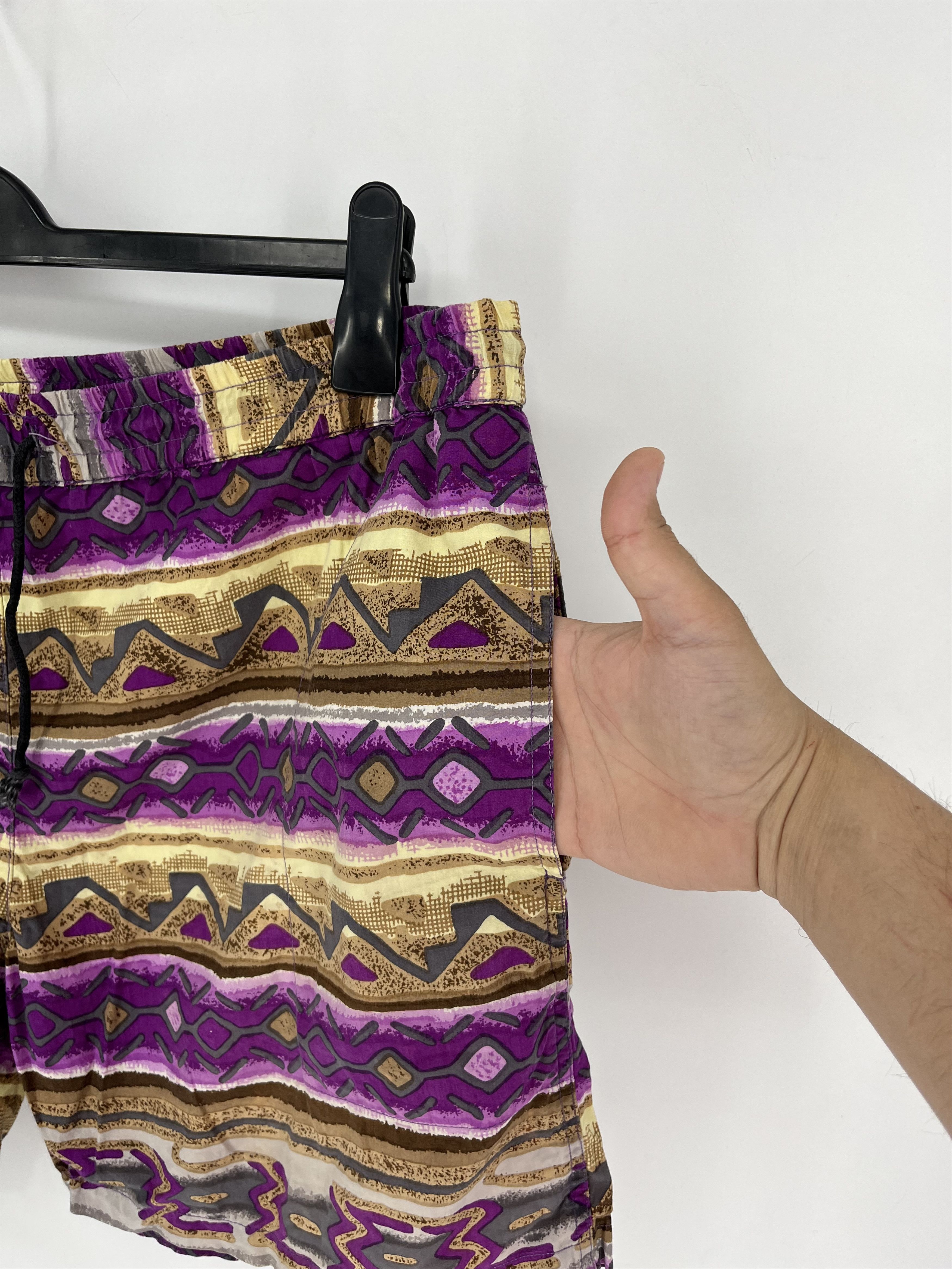 Vintage Vintage Y2K Art Streetwear Hawaiian Shorts Fashion Grailed Size US 32 / EU 48 - 8 Thumbnail