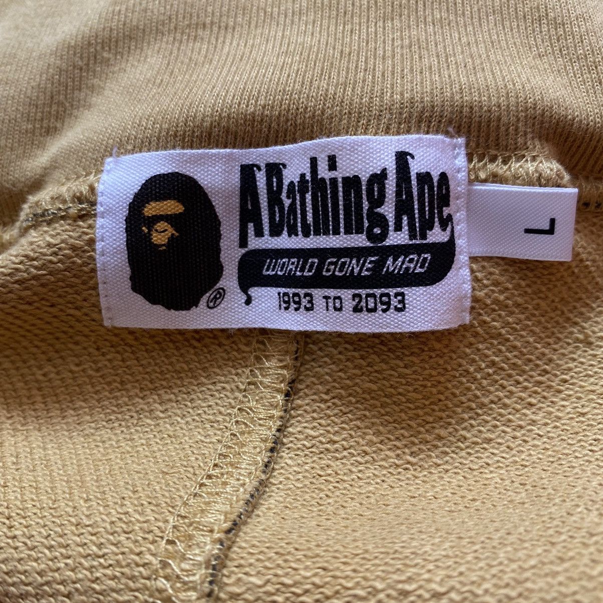 Bape Bape 1st Camo Sweat Shorts Size US 32 / EU 48 - 4 Thumbnail