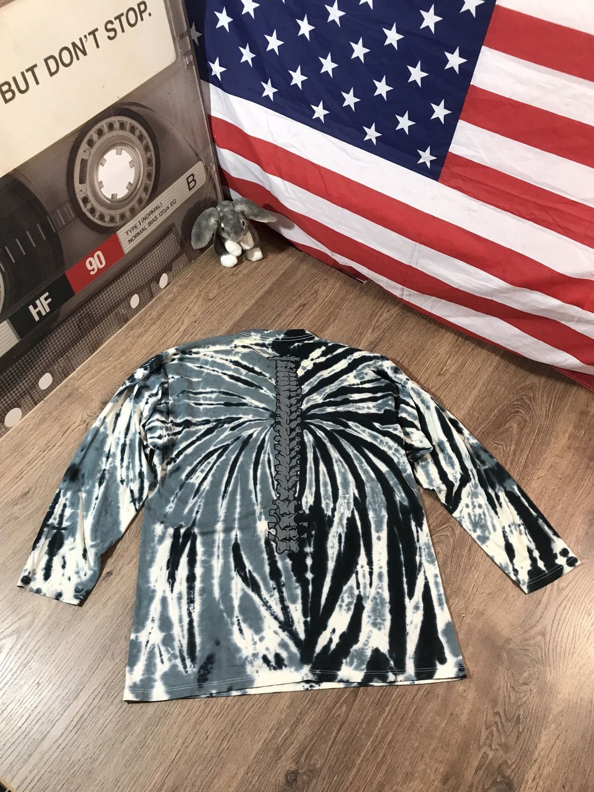 Vintage Vintage Predator Skeleton Long Sleeve rare size XL Size US XL / EU 56 / 4 - 4 Thumbnail