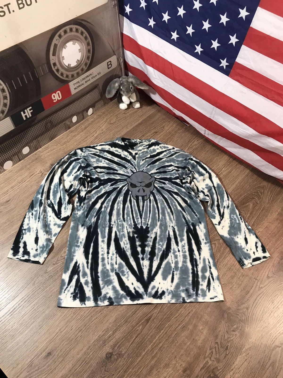 Vintage Vintage Predator Skeleton Long Sleeve rare size XL Size US XL / EU 56 / 4 - 1 Thumbnail