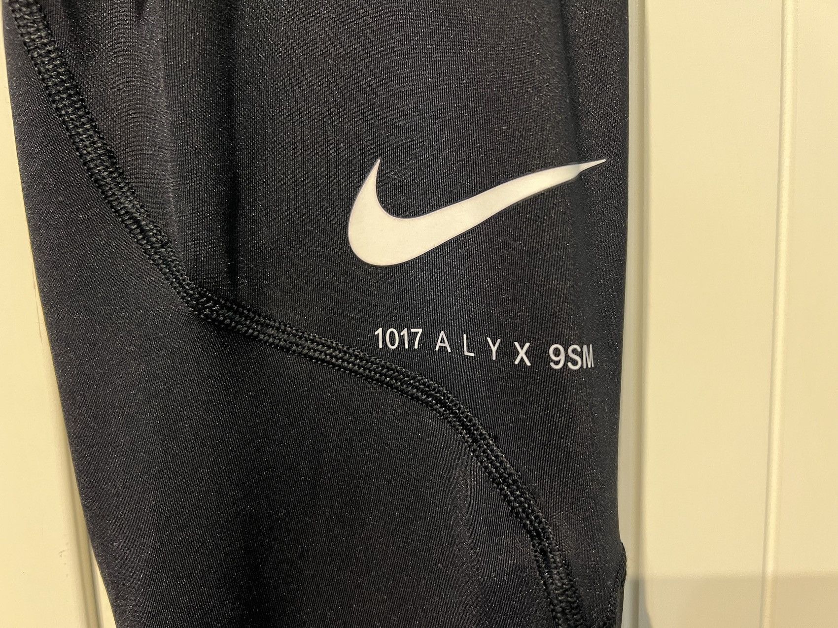 1017 ALYX 9SM × Nike FW'19 Leggings Size US 30 / EU 46 - 3 Thumbnail