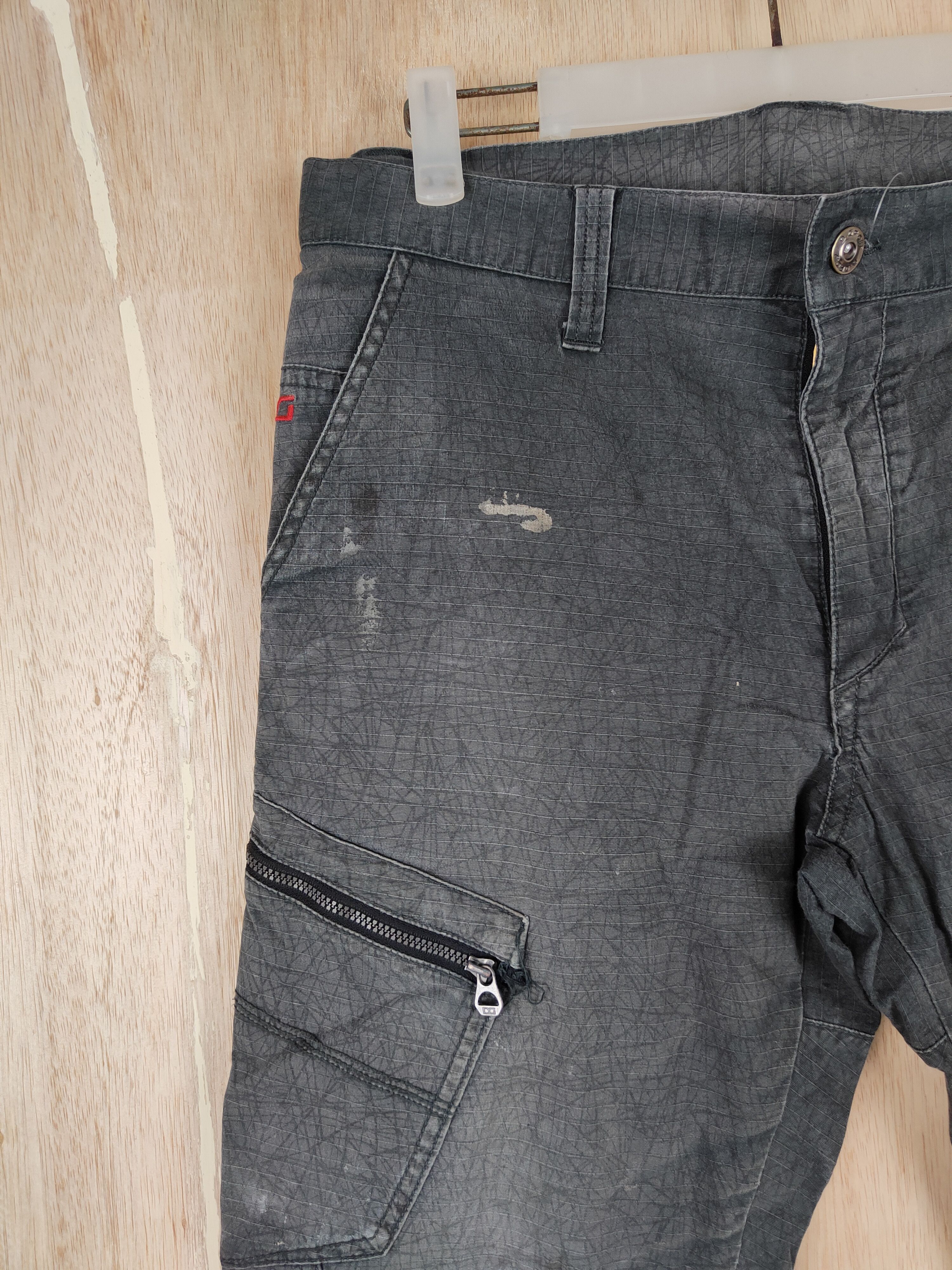 Japanese Brand D-Grow faded Gray multipocket utility Cargo Pant #4396 Size US 31 - 6 Thumbnail