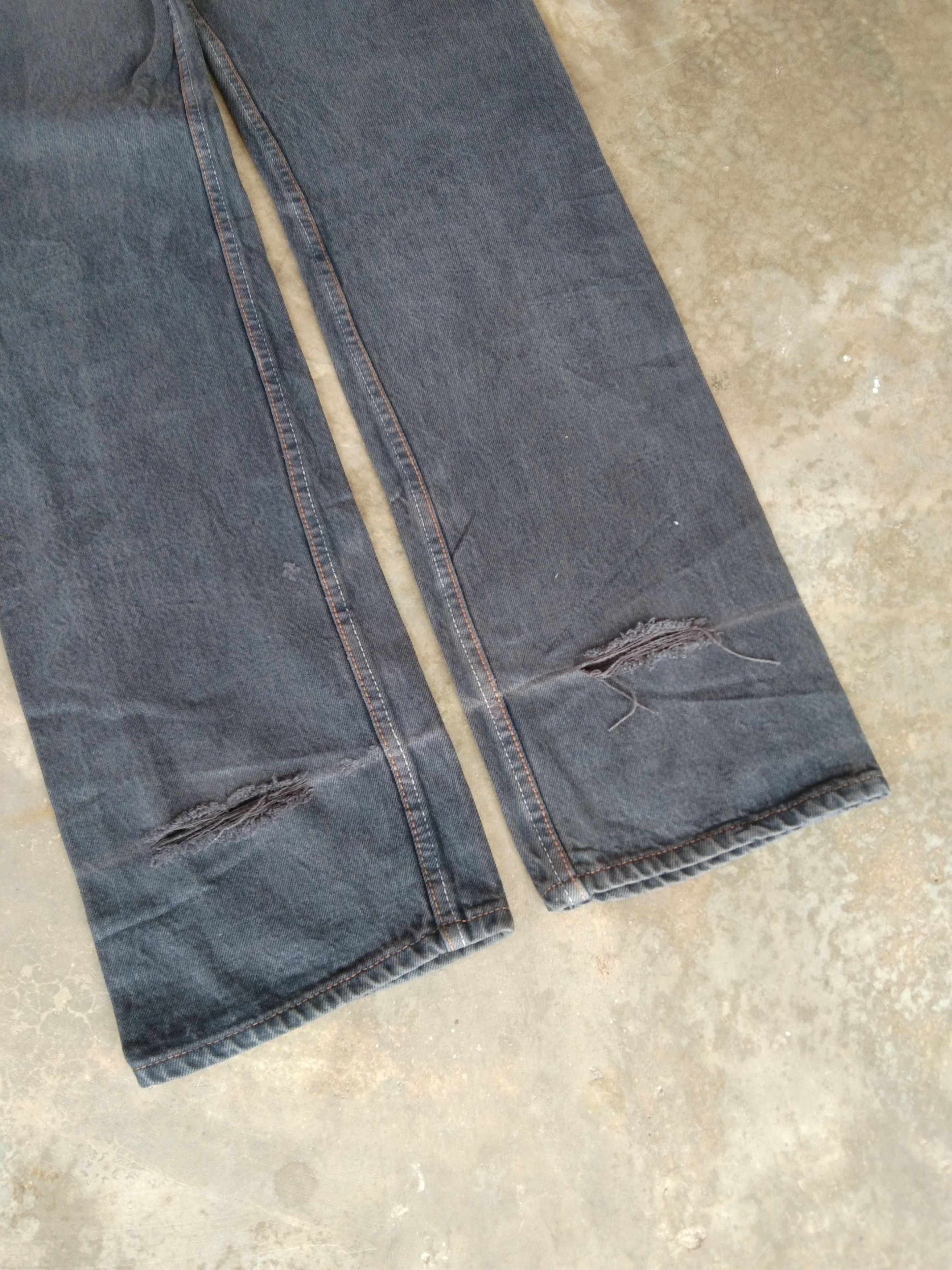 Levi's 90s Vintage Levi's 501 Distressed Repaired Jeans 31x34 Size US 31 - 3 Thumbnail