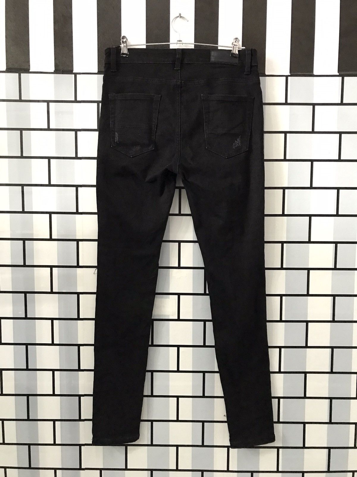 The Unbranded Brand Distressed Art Patch stretchable skinny jeans Size US 32 / EU 48 - 12 Thumbnail
