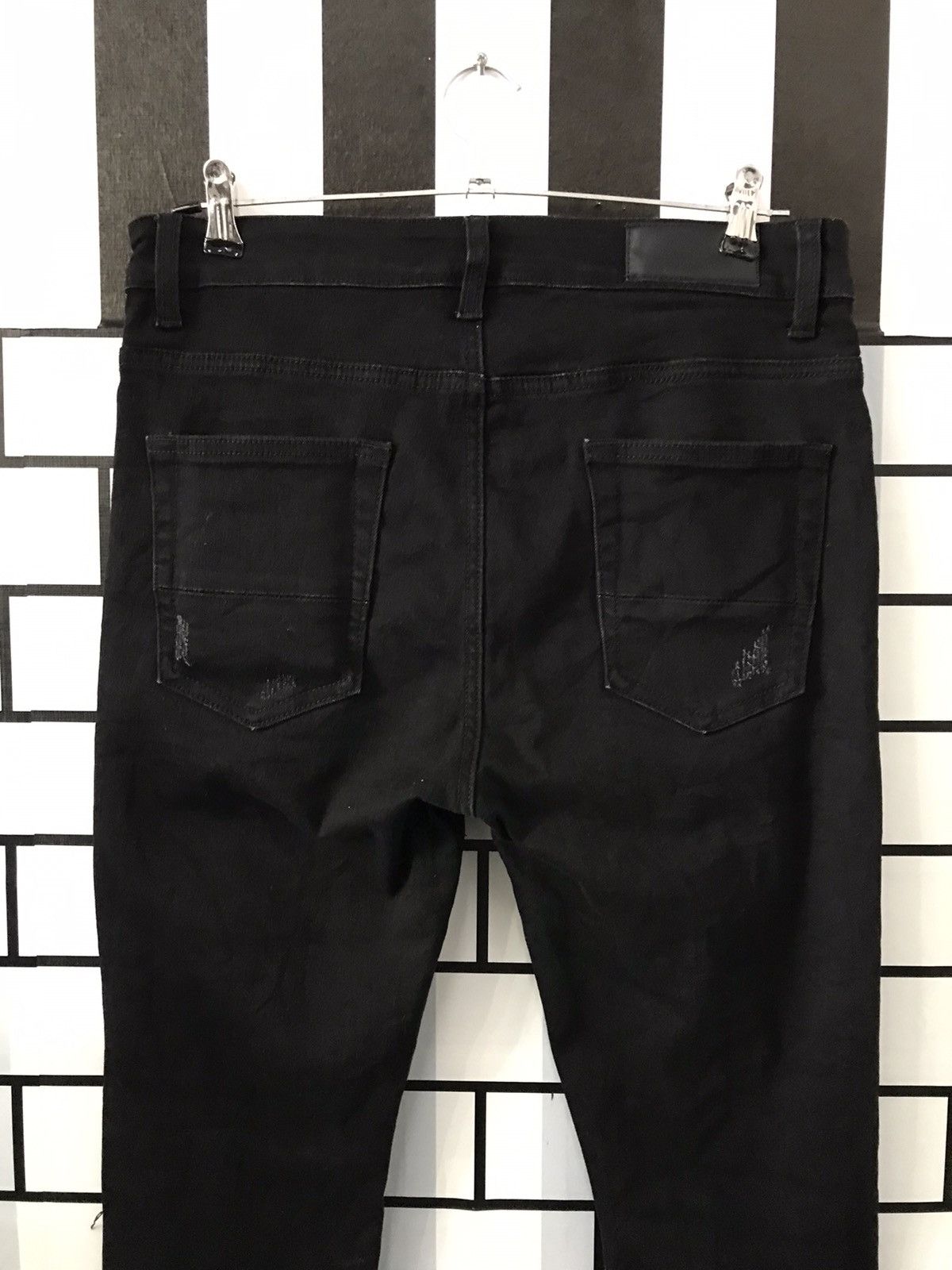 The Unbranded Brand Distressed Art Patch stretchable skinny jeans Size US 32 / EU 48 - 13 Thumbnail