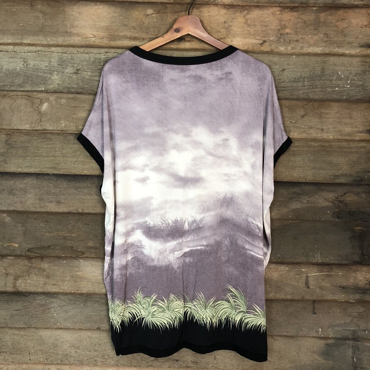 Japanese Brand Girrafe Purple Full Print Shirt #2933 Size US L / EU 52-54 / 3 - 10 Thumbnail