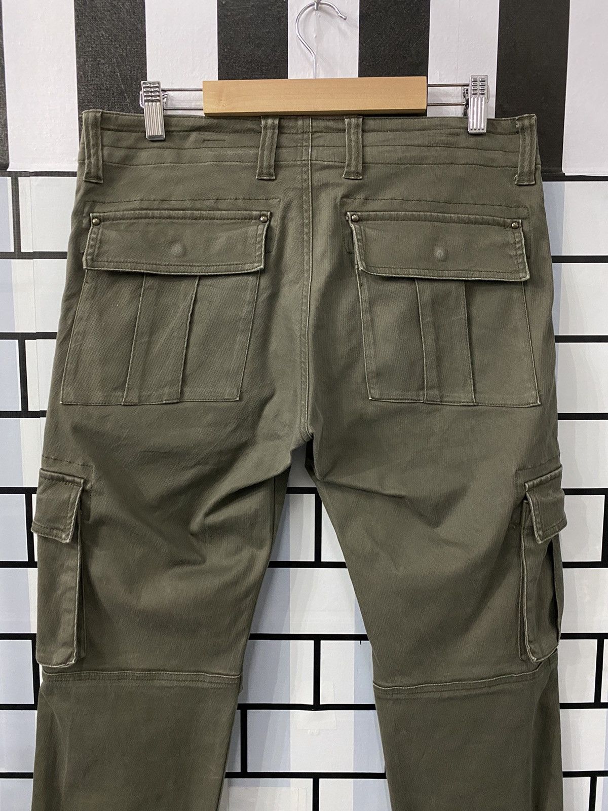 Boycott × Japanese Brand Vintage Boycott Japan Cargo Pants Technical Bush Pocket Slim Size US 32 / EU 48 - 8 Thumbnail