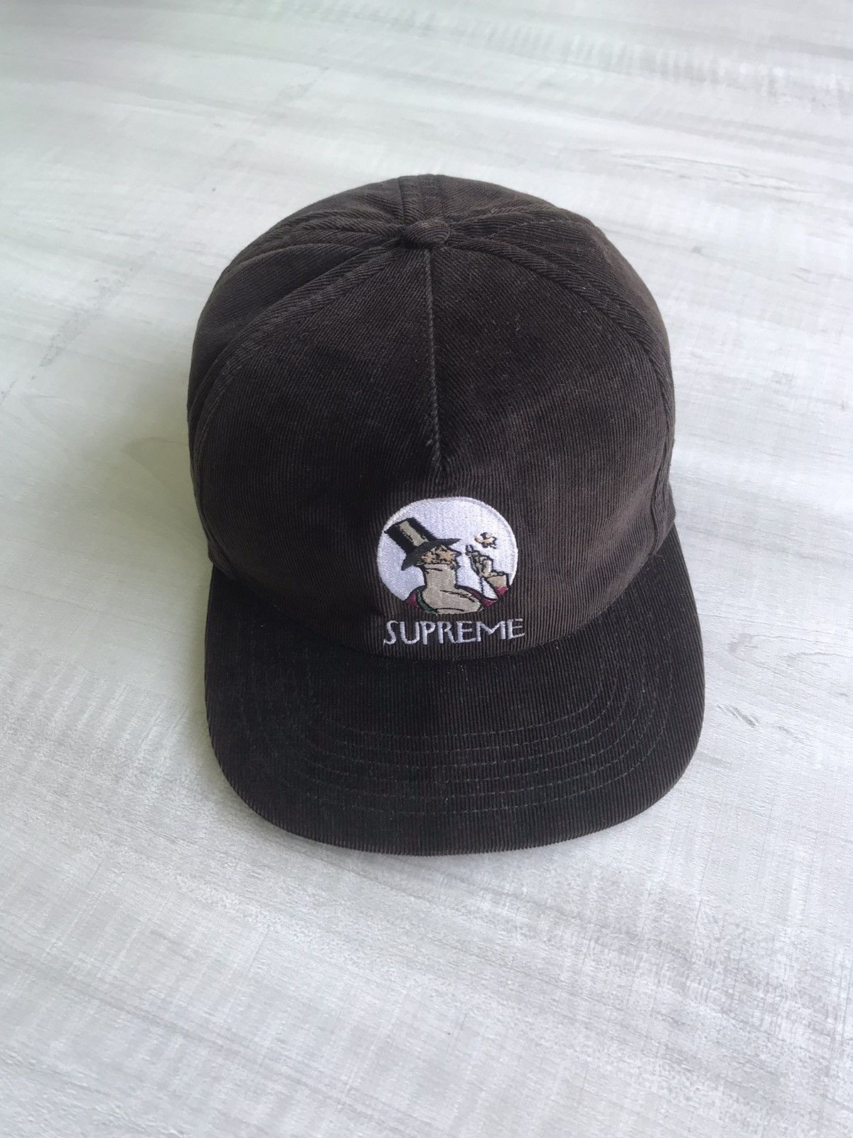 image of Starter Supreme New Yorker Corduroy Hats in Black, Men's