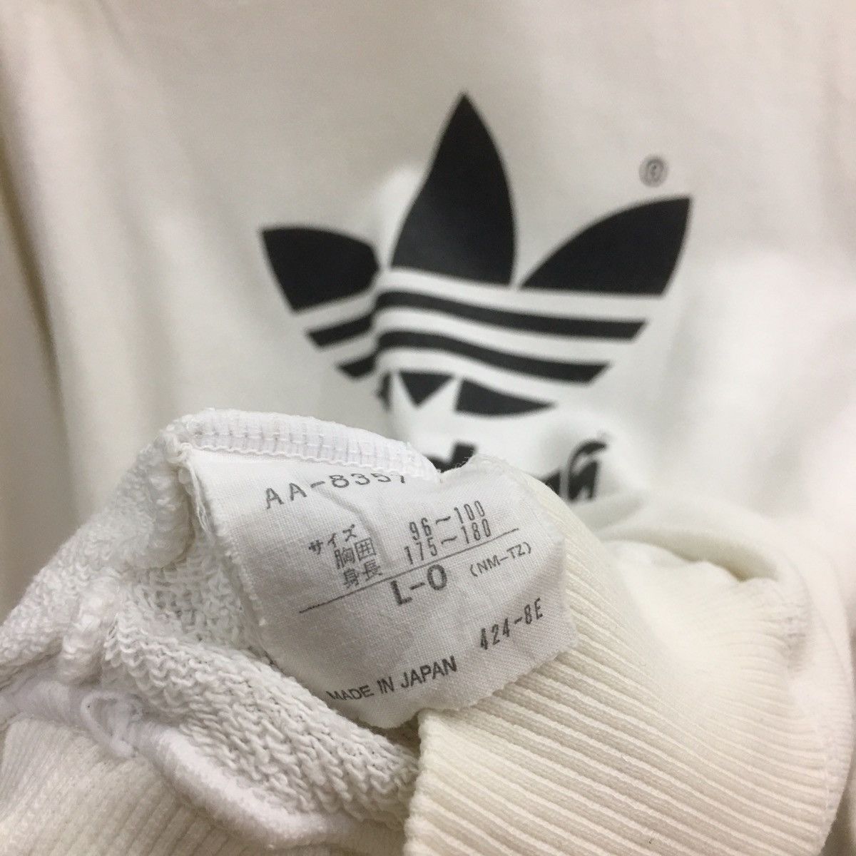 Adidas × Japanese Brand × Vintage Vintage Adidas Sweatshirt Adidas Hoodie Adidas Trefoil Size US M / EU 48-50 / 2 - 10 Thumbnail