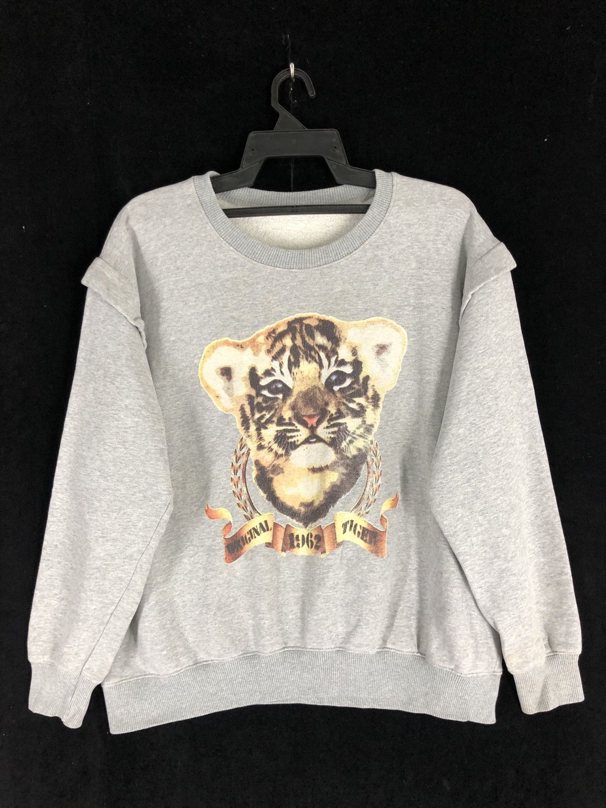 Japanese Brand × Vintage Vintage Tiger Big Print Sweatshirt Crewneck Size US L / EU 52-54 / 3 - 1 Thumbnail