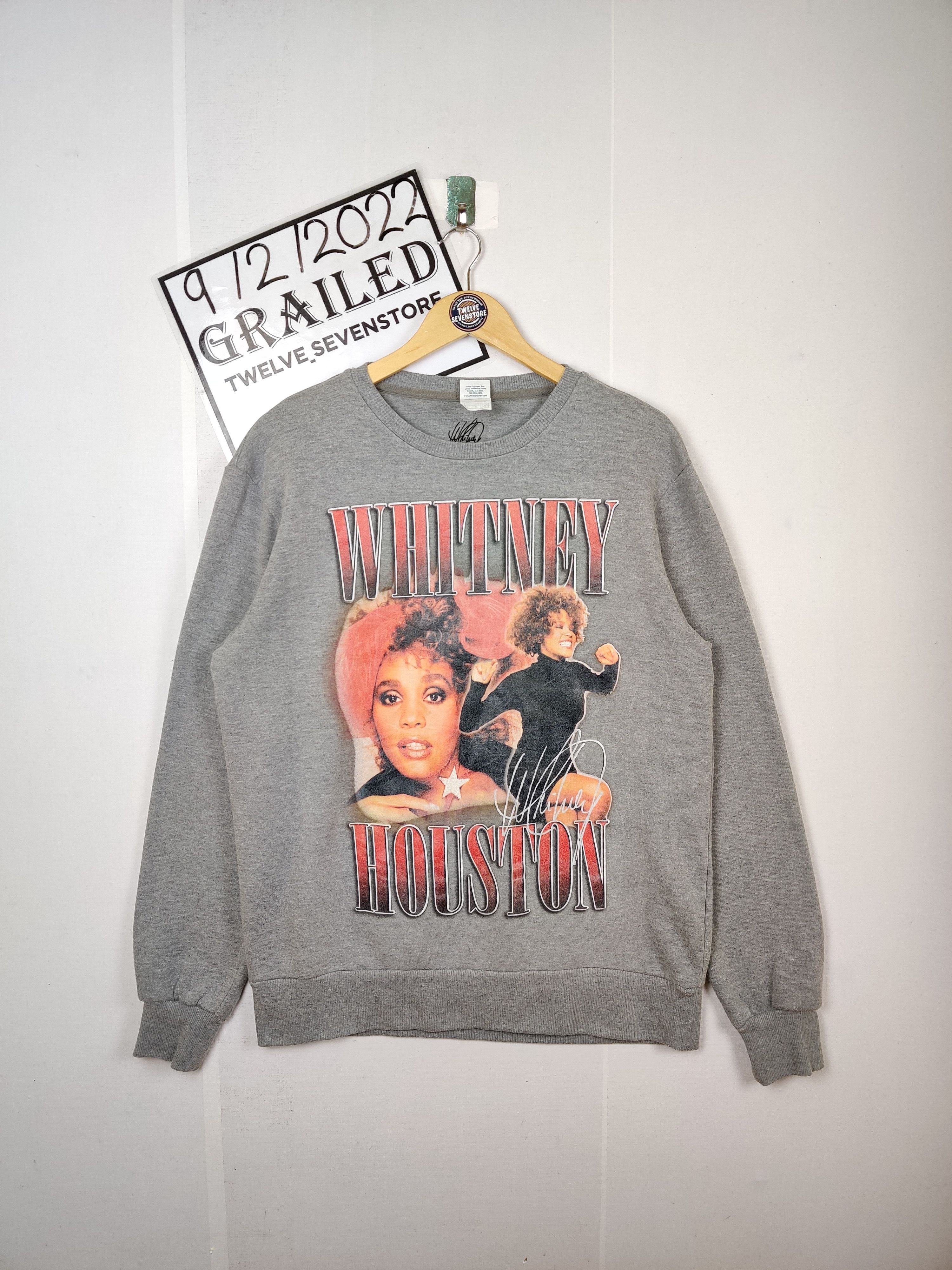 Band Tees Vintage Whitney Houston Crewneck Sweatshirt Size US L / EU 52-54 / 3 - 1 Thumbnail