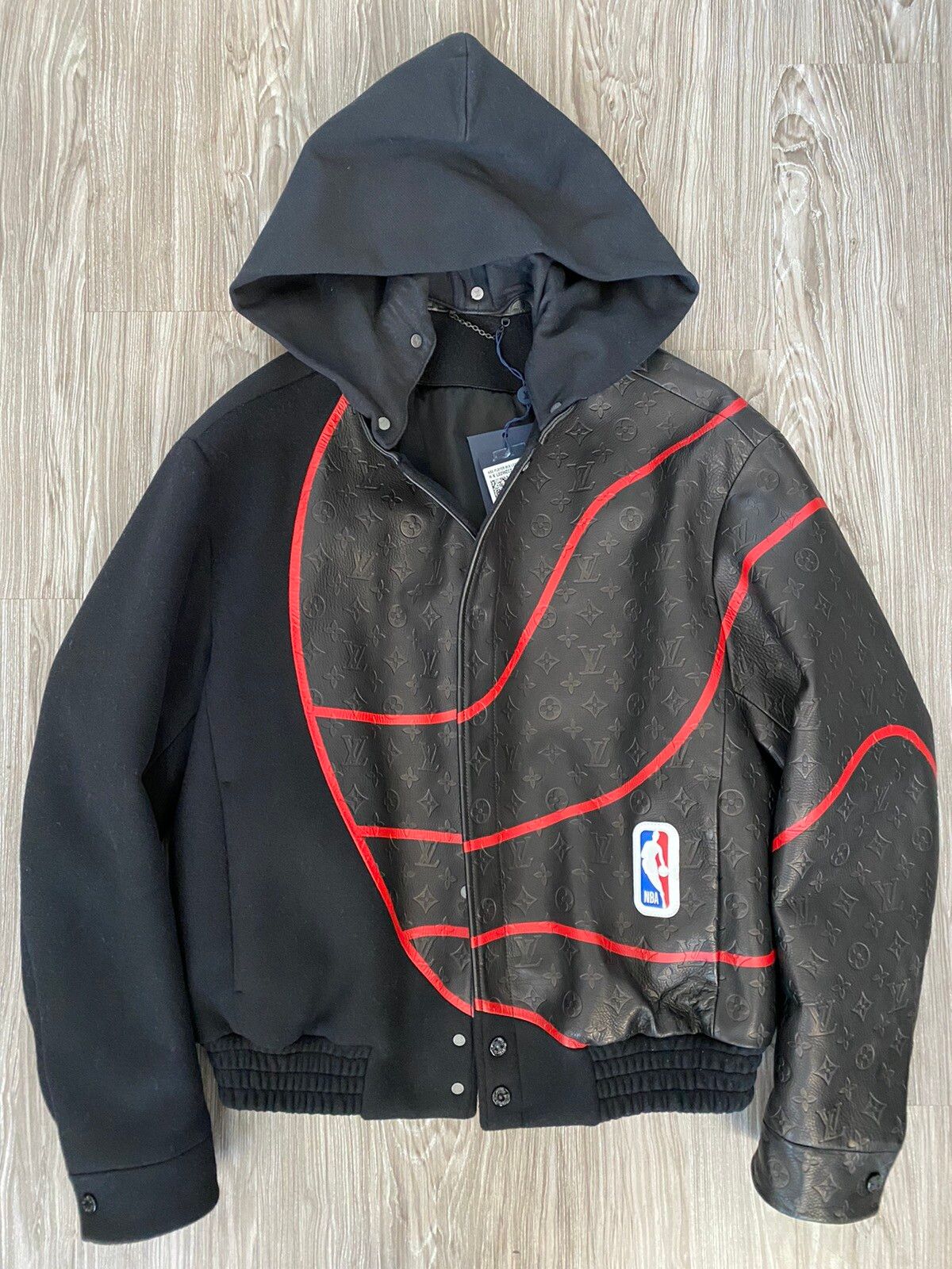 Louis Vuitton Monogram Quilted Hooded Jacket 1AFA72 , Black, 52