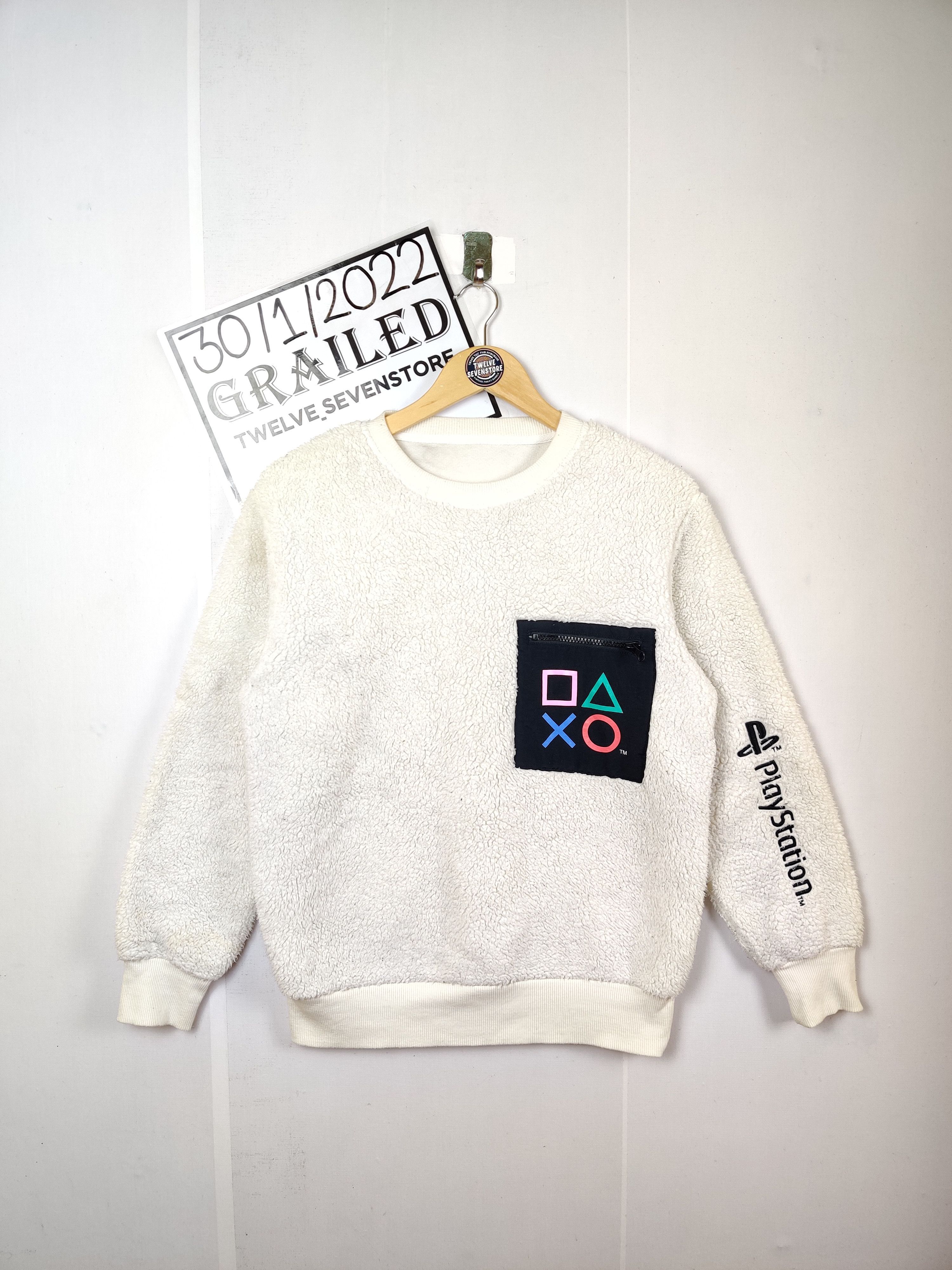 Playstation Vintage Playstation Fleece Embroidery Sweatshirt Size US S / EU 44-46 / 1 - 1 Thumbnail