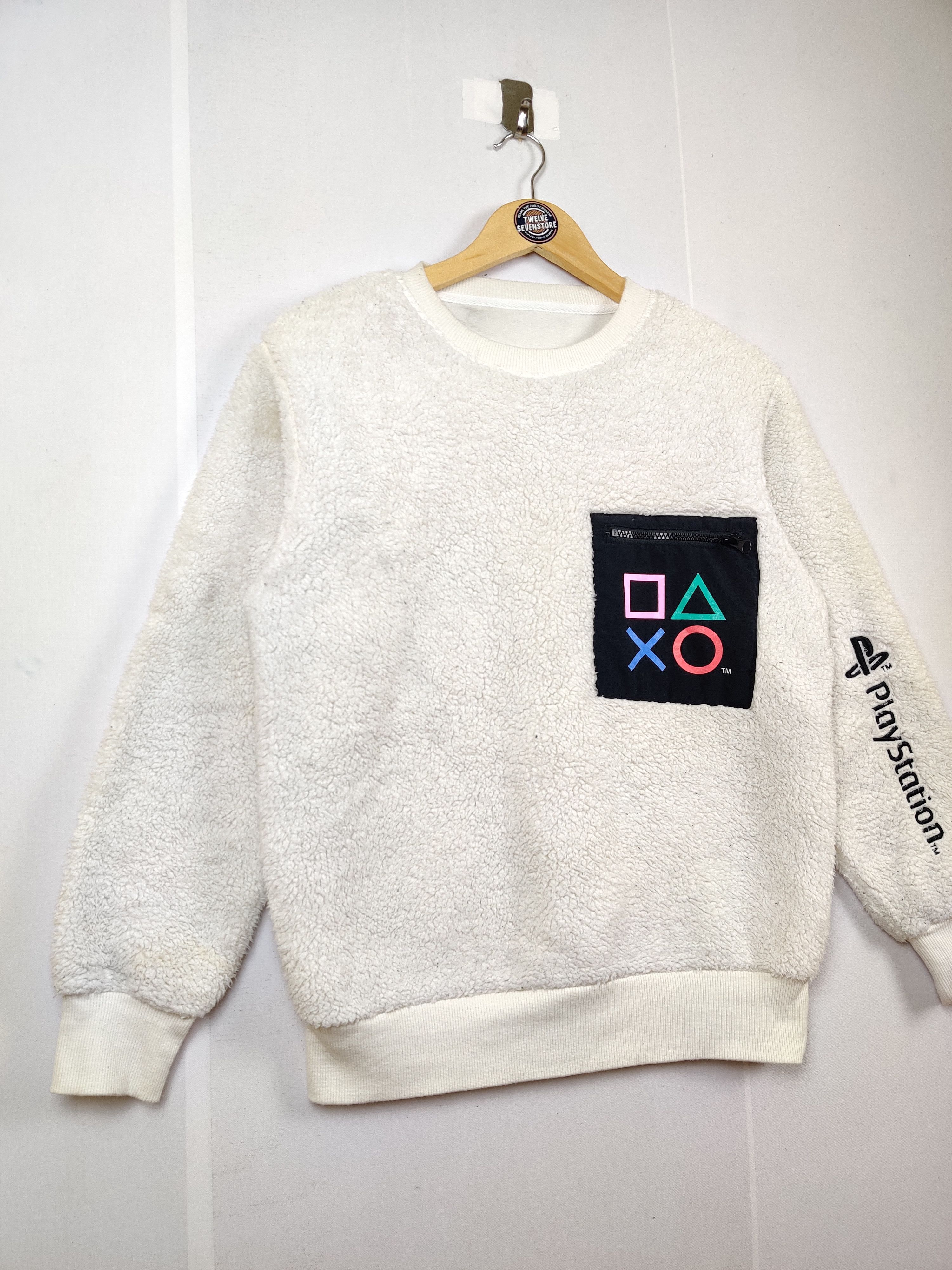 Playstation Vintage Playstation Fleece Embroidery Sweatshirt Size US S / EU 44-46 / 1 - 4 Thumbnail