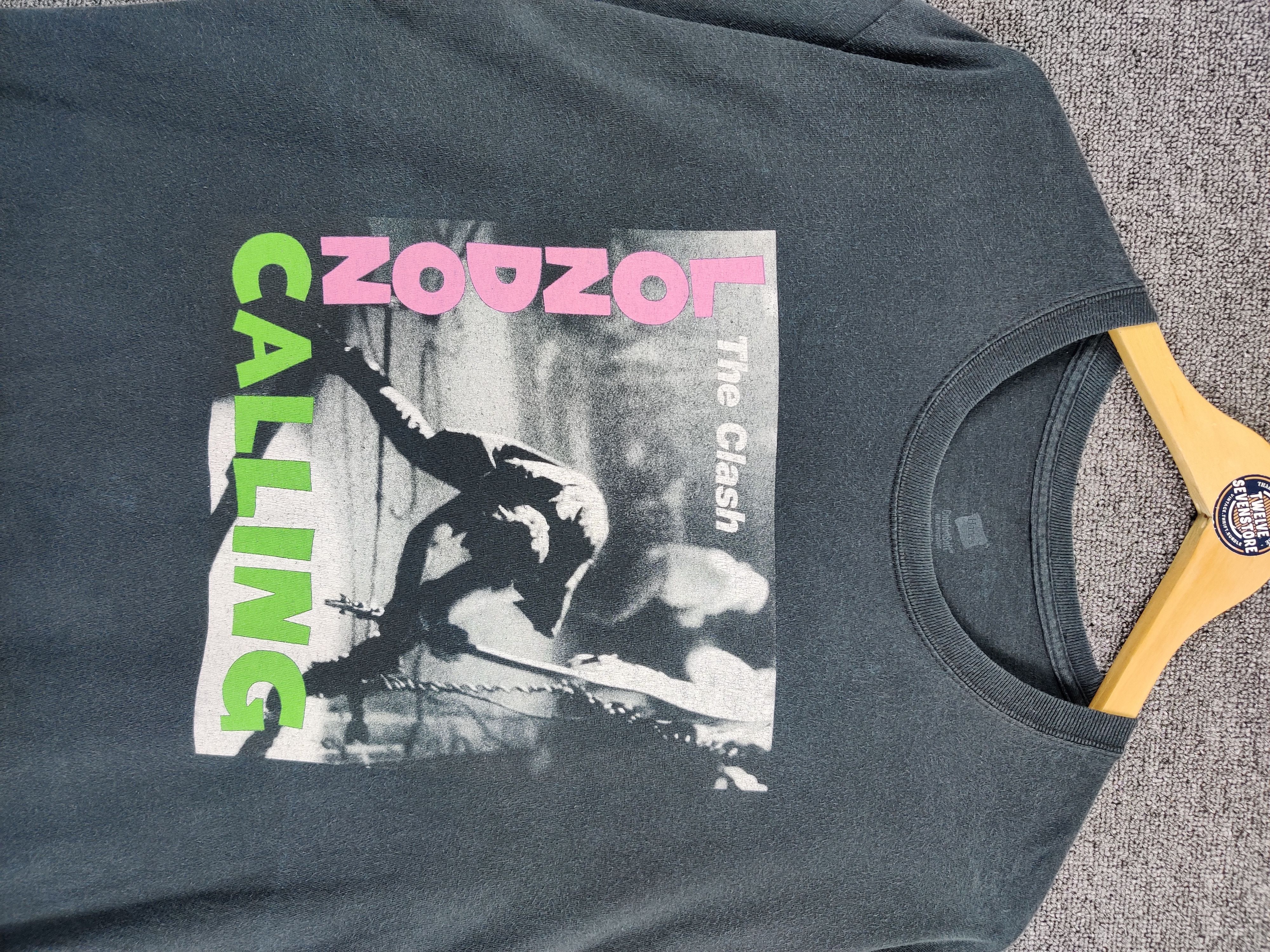Band Tees Vintage The Clash London Calling Punk Rock Band Tee Tshirt Size US L / EU 52-54 / 3 - 4 Thumbnail