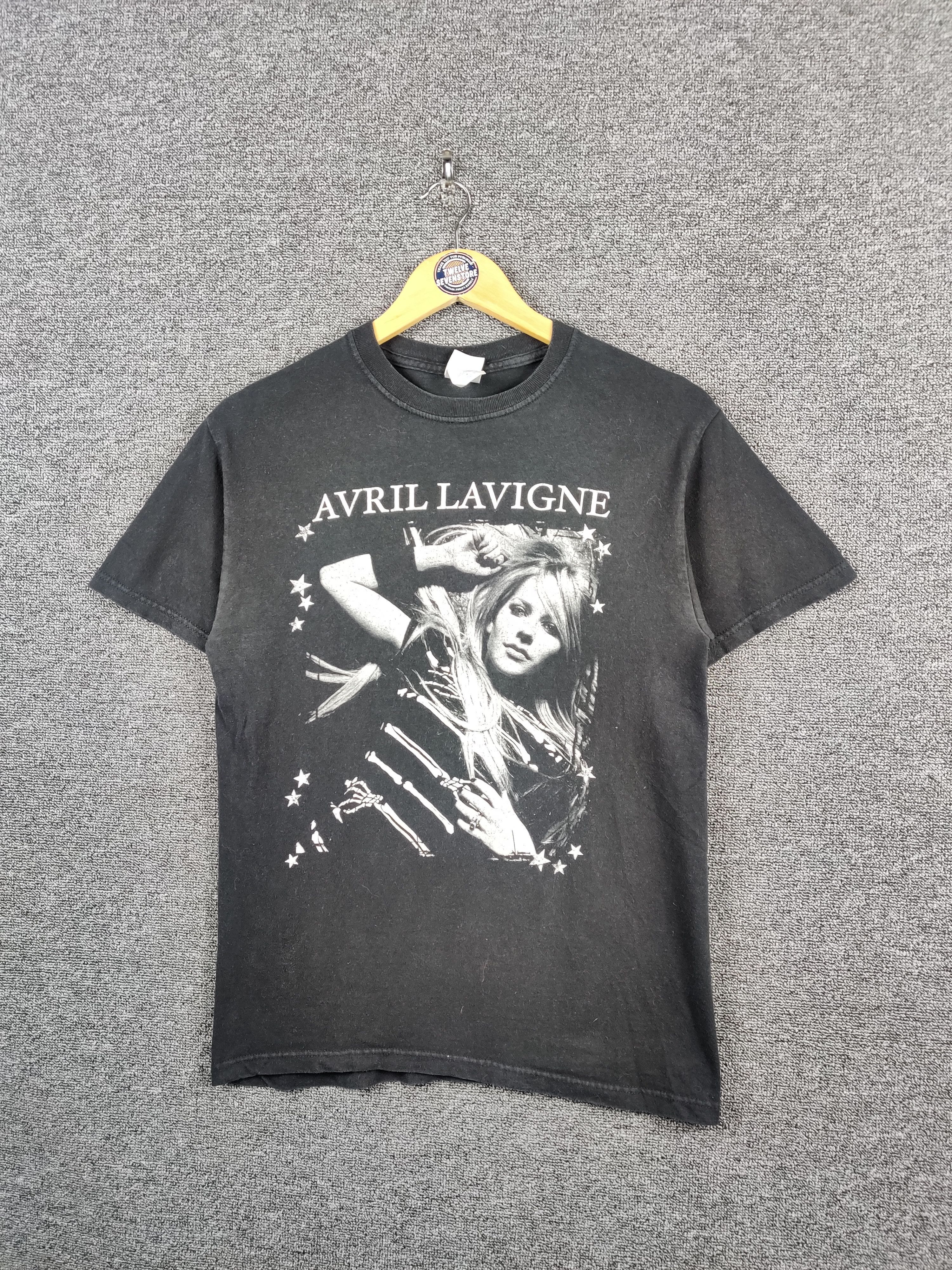 Band Tees Vintage Avril Lavigne Tour Tee Tshirt Size US S / EU 44-46 / 1 - 2 Thumbnail