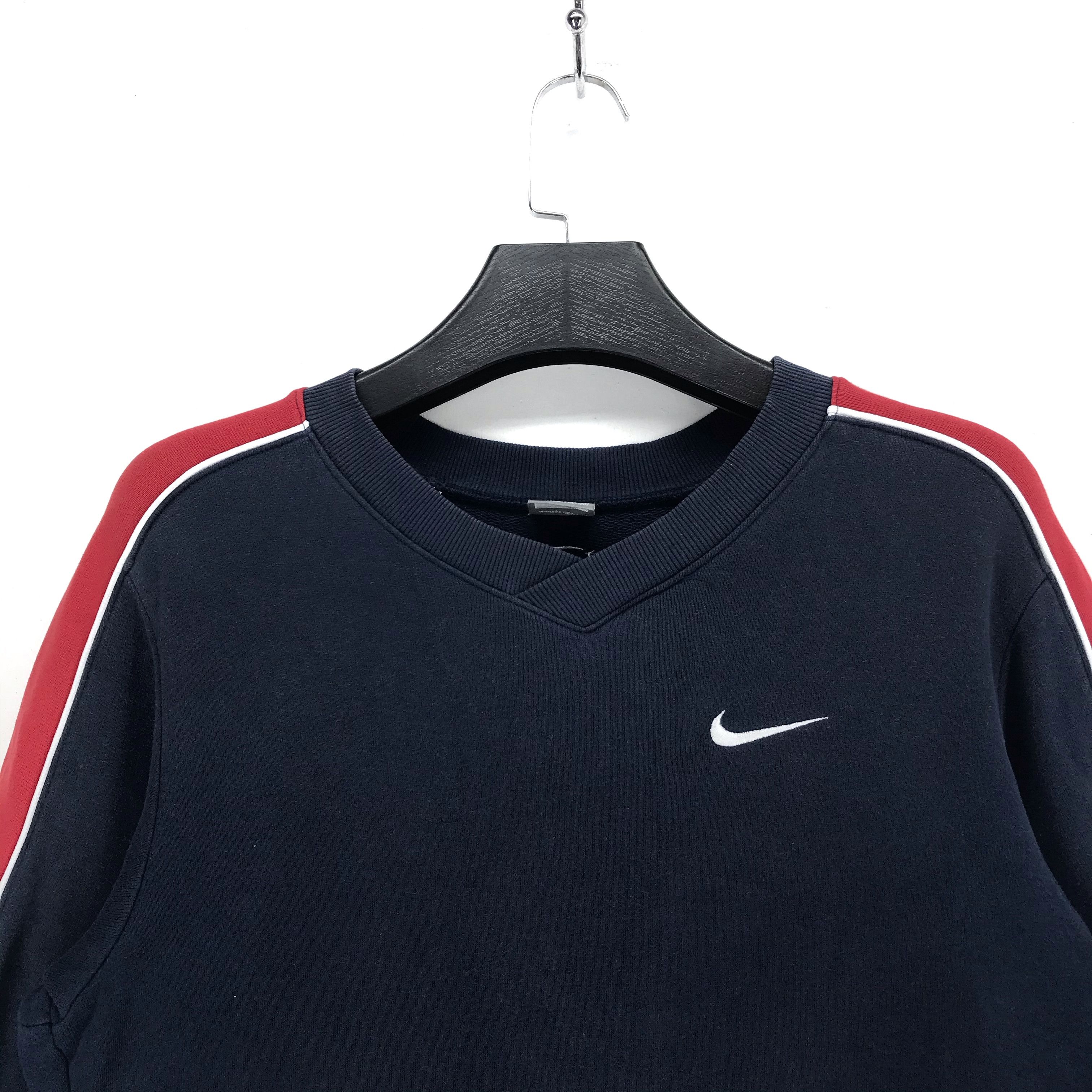Nike Nike Embroidery Small Logo V Neck Sweatshirt #2470-95 Size US M / EU 48-50 / 2 - 2 Thumbnail