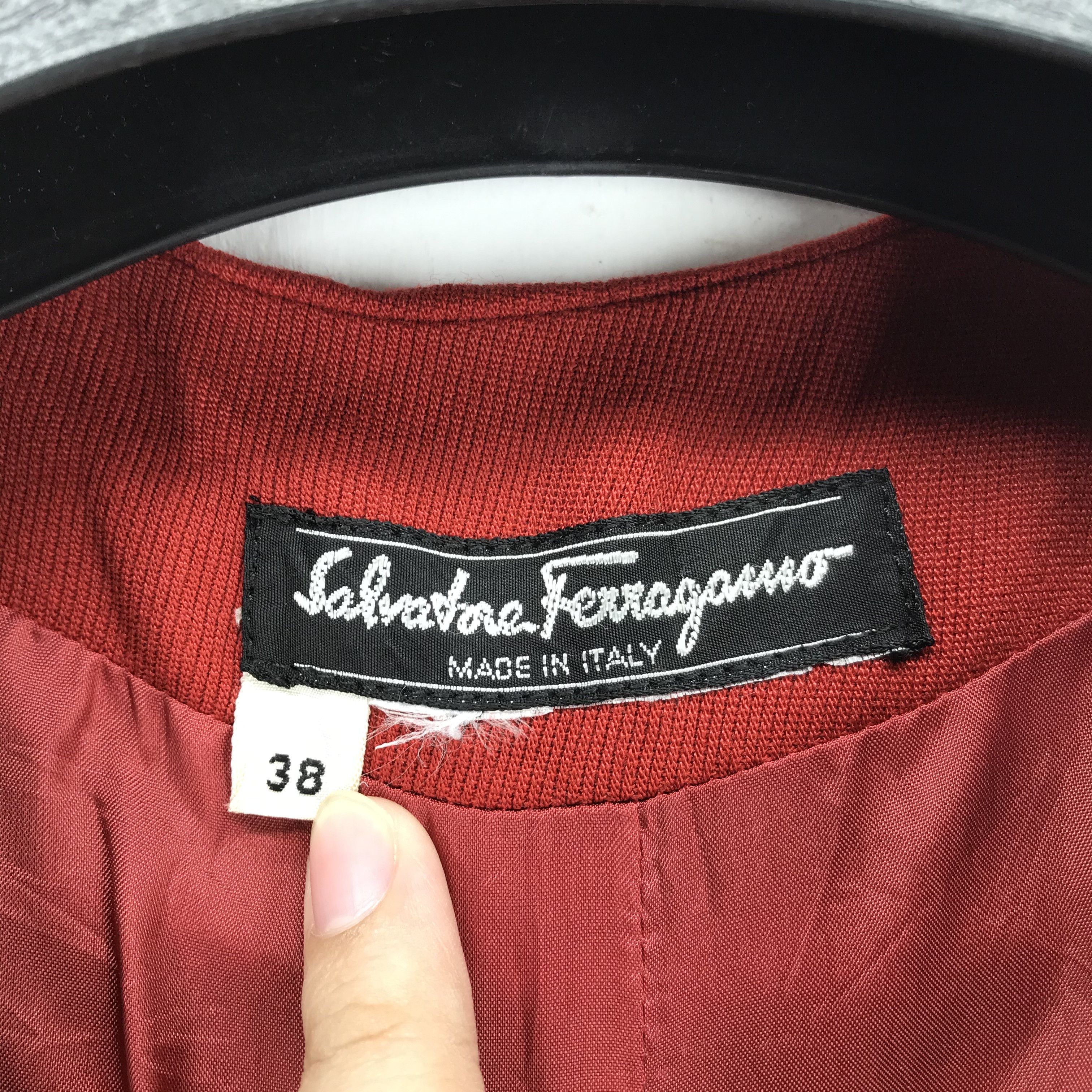 Salvatore Ferragamo Salvatore Ferragamo Made in Italy Red Coat #2467-95 Size S / US 4 / IT 40 - 4 Thumbnail