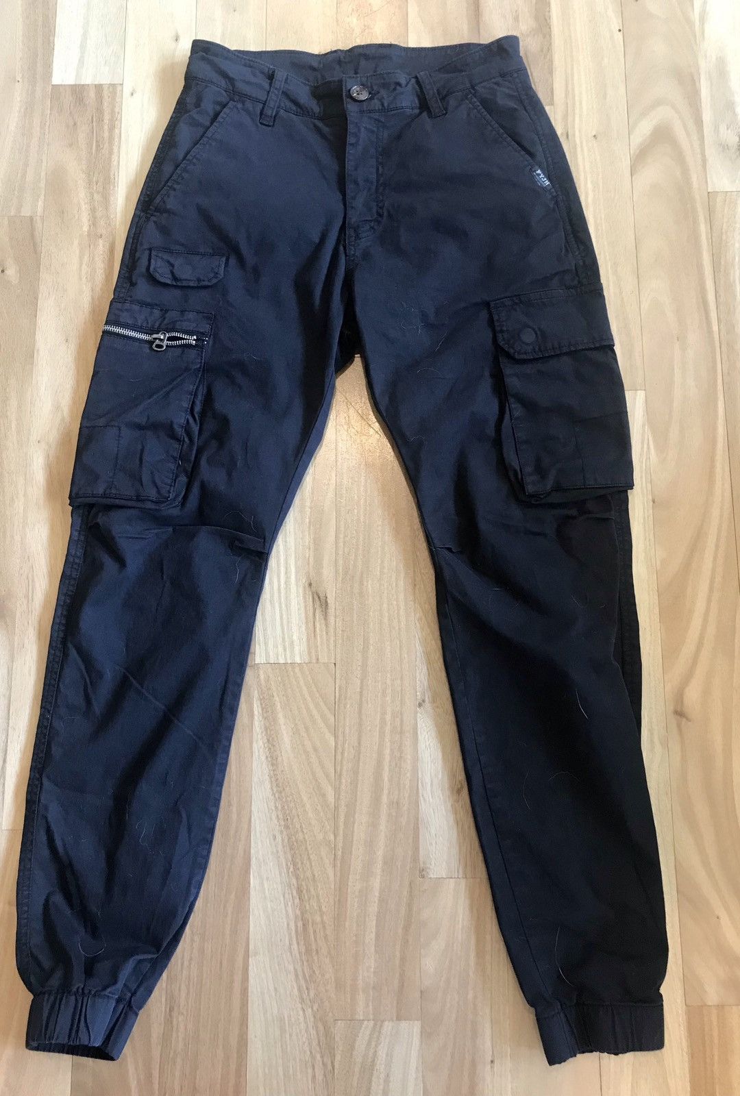 Vintage Vintage Jogger Style Navy Cargo Pants 33w Size US 33 - 1 Thumbnail