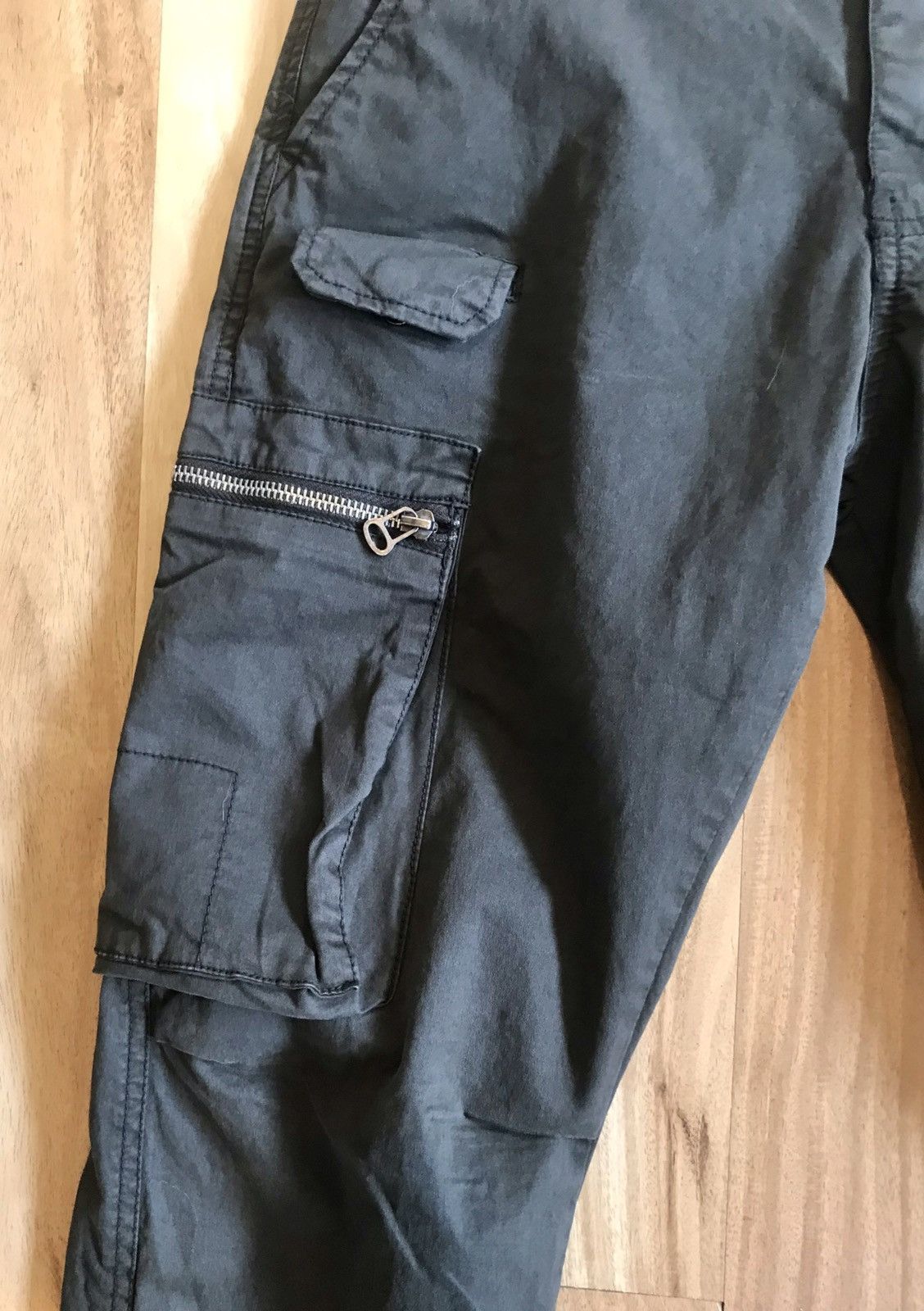 Vintage Vintage Jogger Style Dark Olive Cargo Pants 29w Size US 29 - 2 Thumbnail