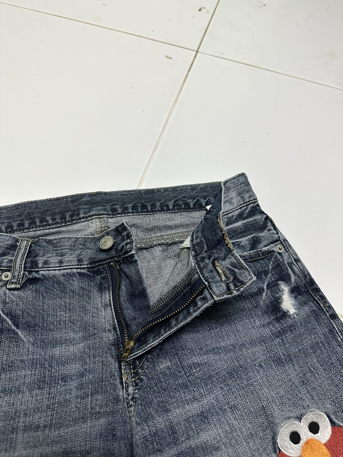 Hysteric Glamour 30x29 Elmo sesame street blue denim jeans Size US 30 / EU 46 - 4 Thumbnail