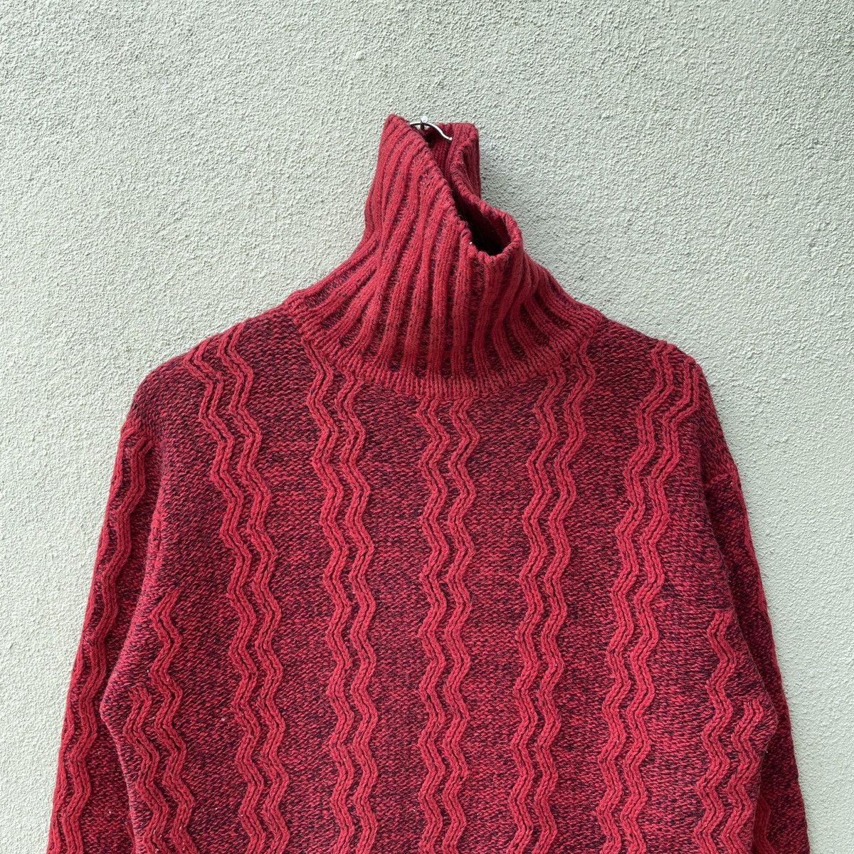 Japanese Brand Vintage Japanese Knit Rare Design Turtle Neck Knitwear Size US M / EU 48-50 / 2 - 3 Thumbnail