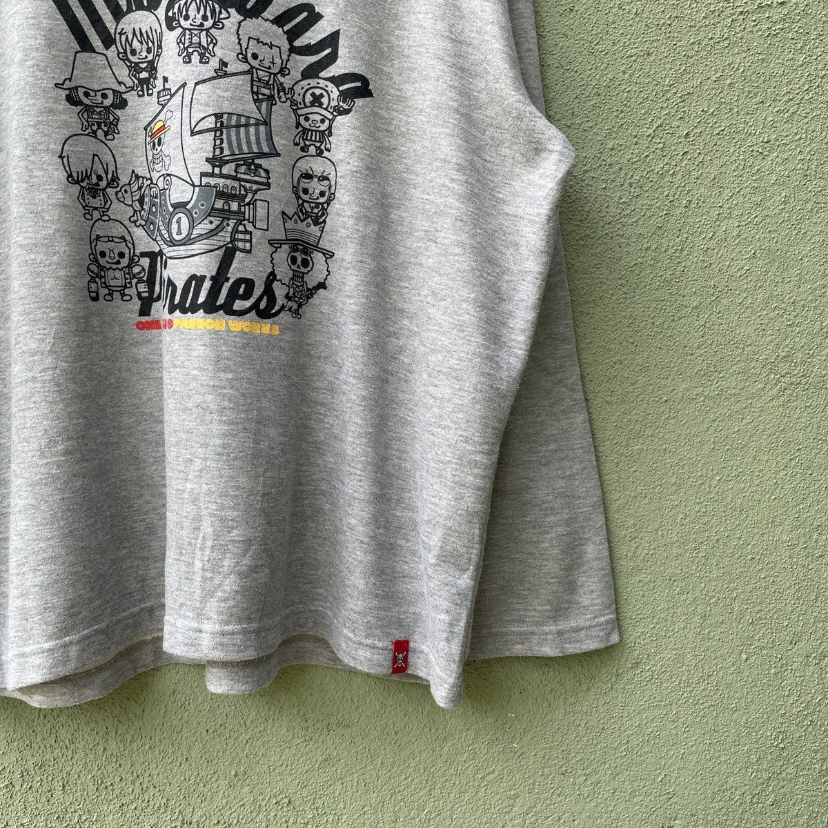 Japanese Brand Vintag One Piece All Crew Member Big Logo Long Sleeve Shirt Size US XL / EU 56 / 4 - 5 Thumbnail