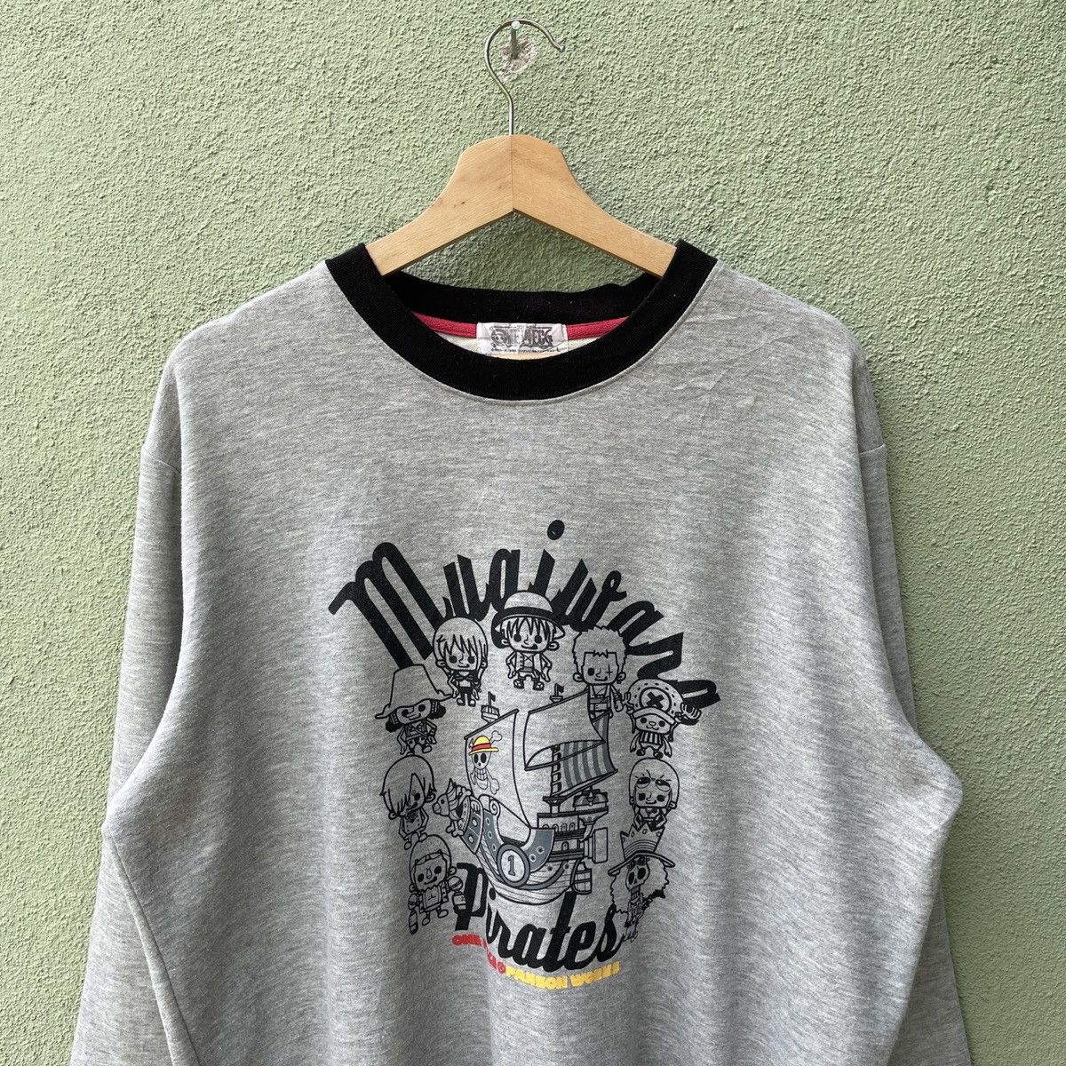 Japanese Brand Vintag One Piece All Crew Member Big Logo Long Sleeve Shirt Size US XL / EU 56 / 4 - 3 Thumbnail