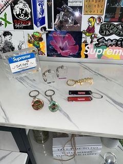 Louis Vuitton x Supreme Ultra Rare Supreme Box Logo Keychain