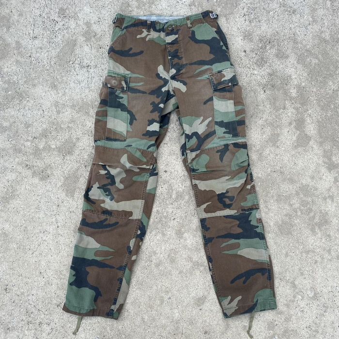 Vintage VINTAGE 1990s MILITARY BDU CAMOUFLAGE COMBAT CARGO PANTS | Grailed