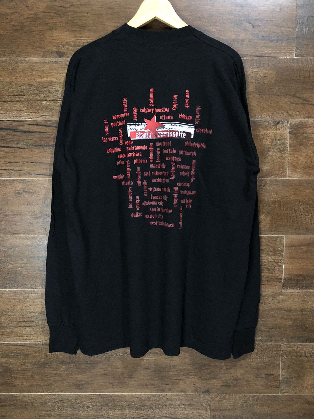 Band Tees × Liquid Blue Vintage Alanis Morissette - Jagged Little Pill Tour 1996 Size US XL / EU 56 / 4 - 2 Thumbnail