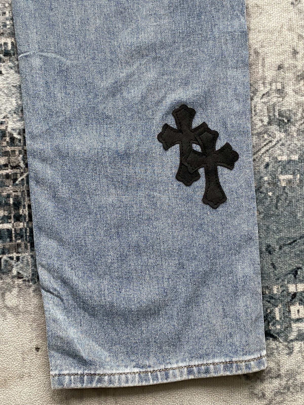 Japanese Brand Vintage .KOM Chrome Cross Hearts Patch Denim Size US 27 - 10 Thumbnail