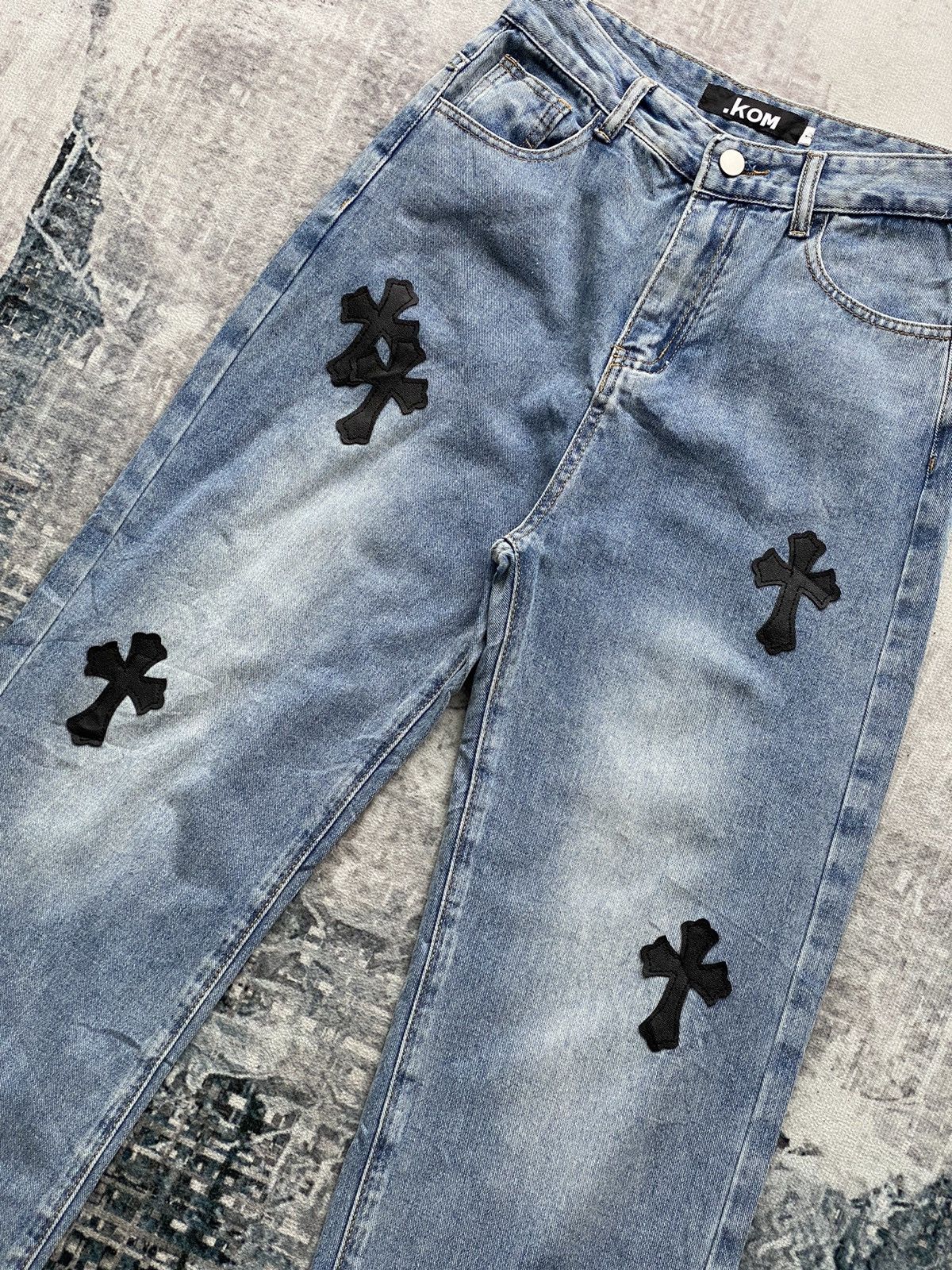 Japanese Brand Vintage .KOM Chrome Cross Hearts Patch Denim Size US 27 - 3 Thumbnail