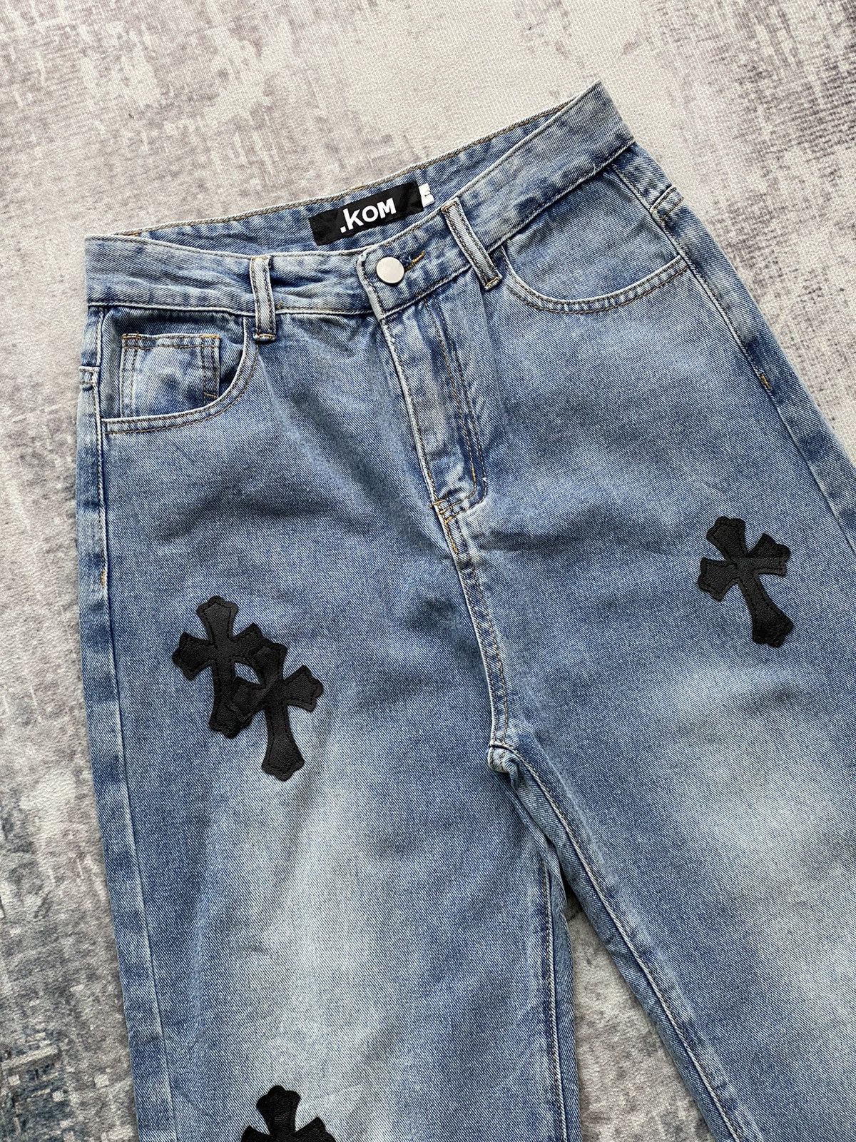 Japanese Brand Vintage .KOM Chrome Cross Hearts Patch Denim Size US 27 - 2 Thumbnail