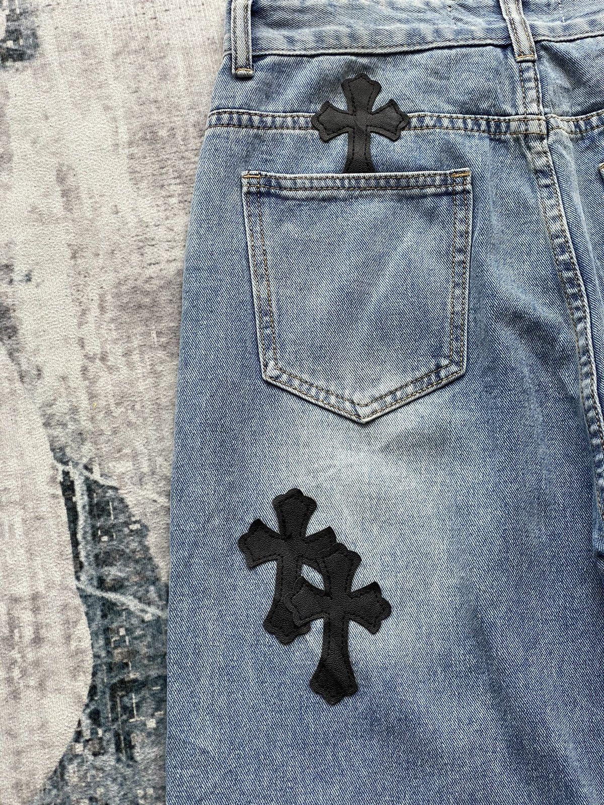 Japanese Brand Vintage .KOM Chrome Cross Hearts Patch Denim Size US 27 - 11 Thumbnail