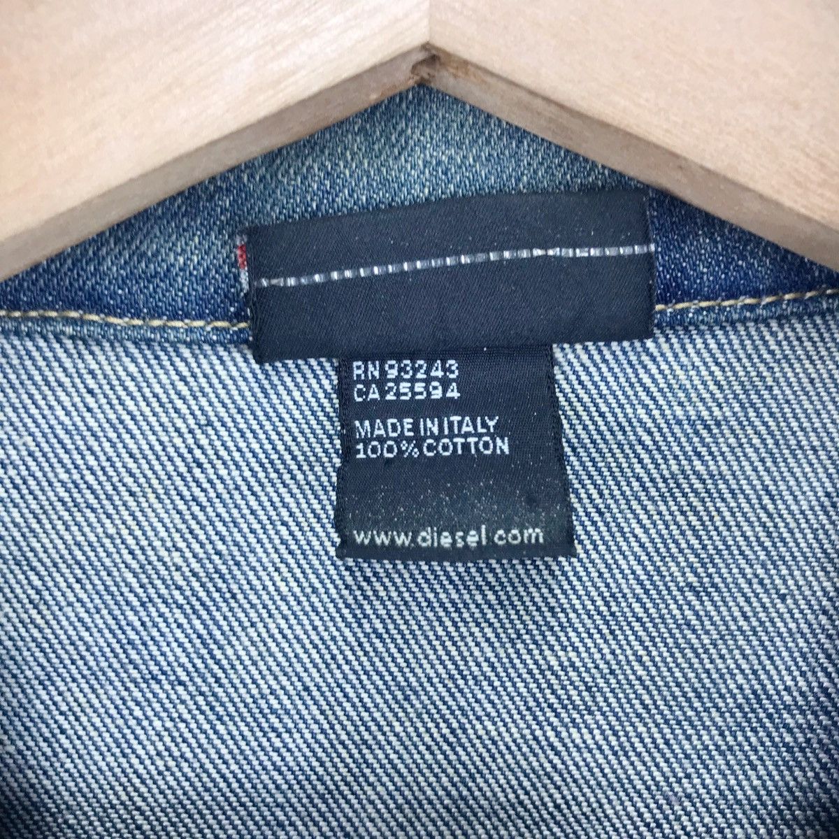 Diesel × Vintage Vintage Diesel Trucker Denim Jacket Size US M / EU 48-50 / 2 - 9 Thumbnail